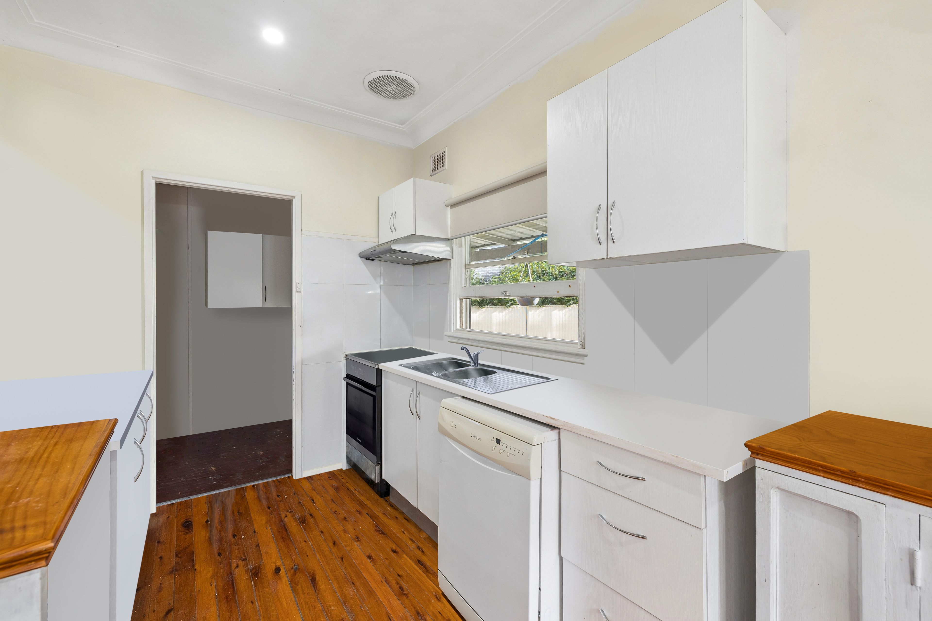 25 Watkins Road — photo 7 of 10