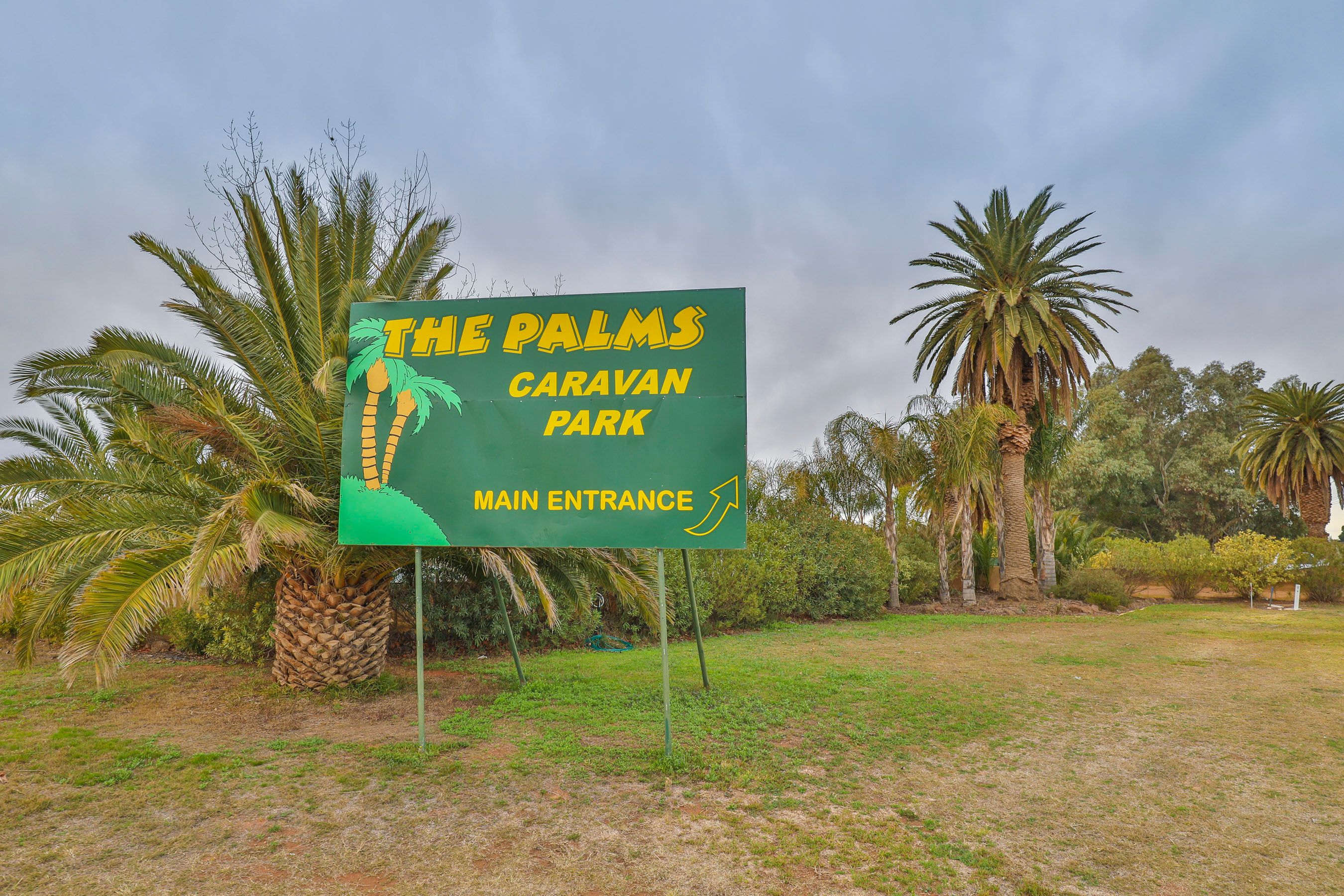 Cabin 53/7 Cureton Avenue, Mildura, VIC 3500