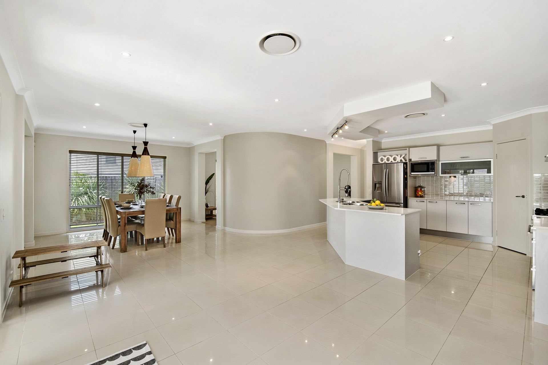 3 Eaton Close, North Lakes, QLD 4509