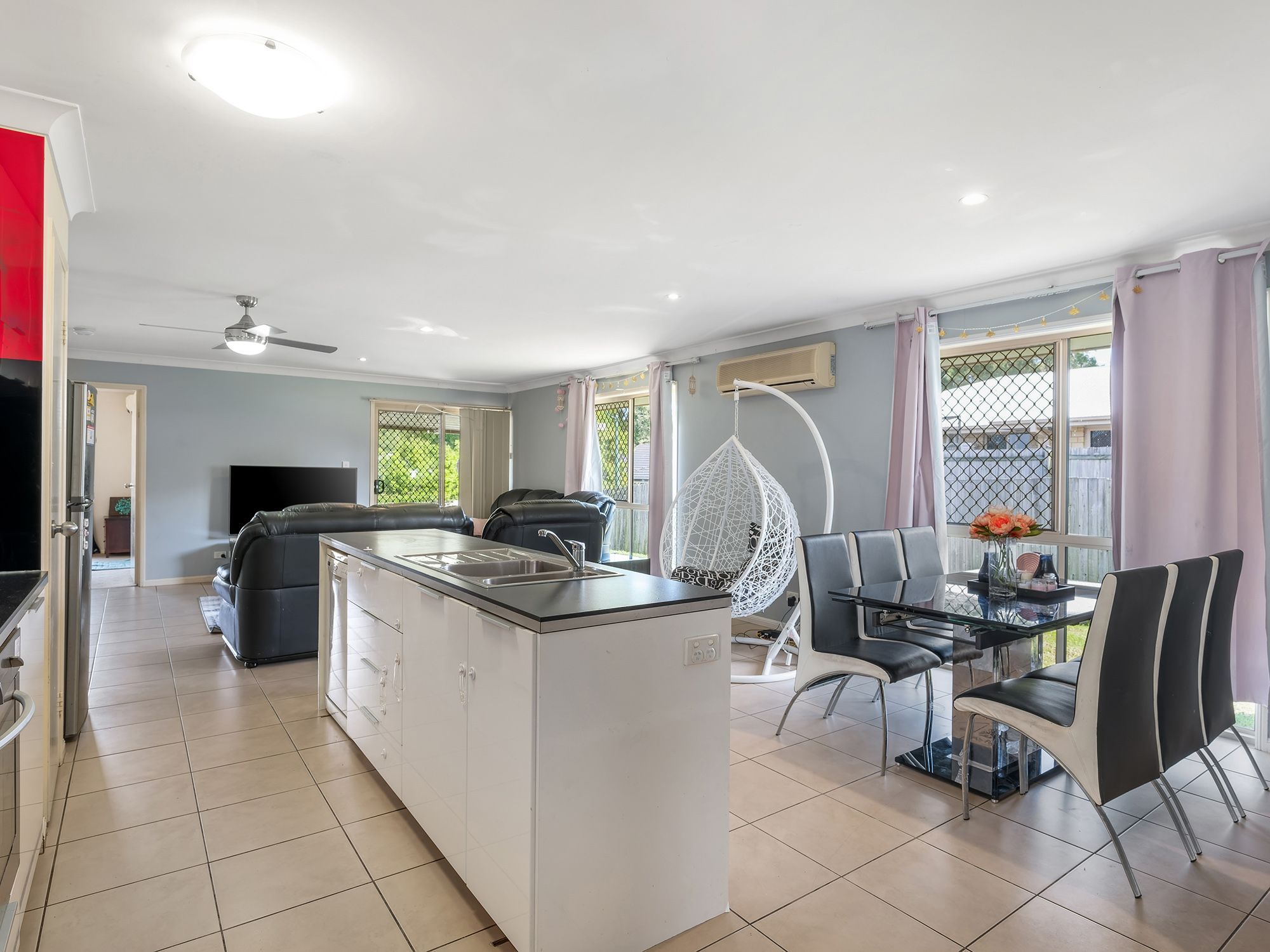 12 Winifred Street, Kuraby, QLD 4112