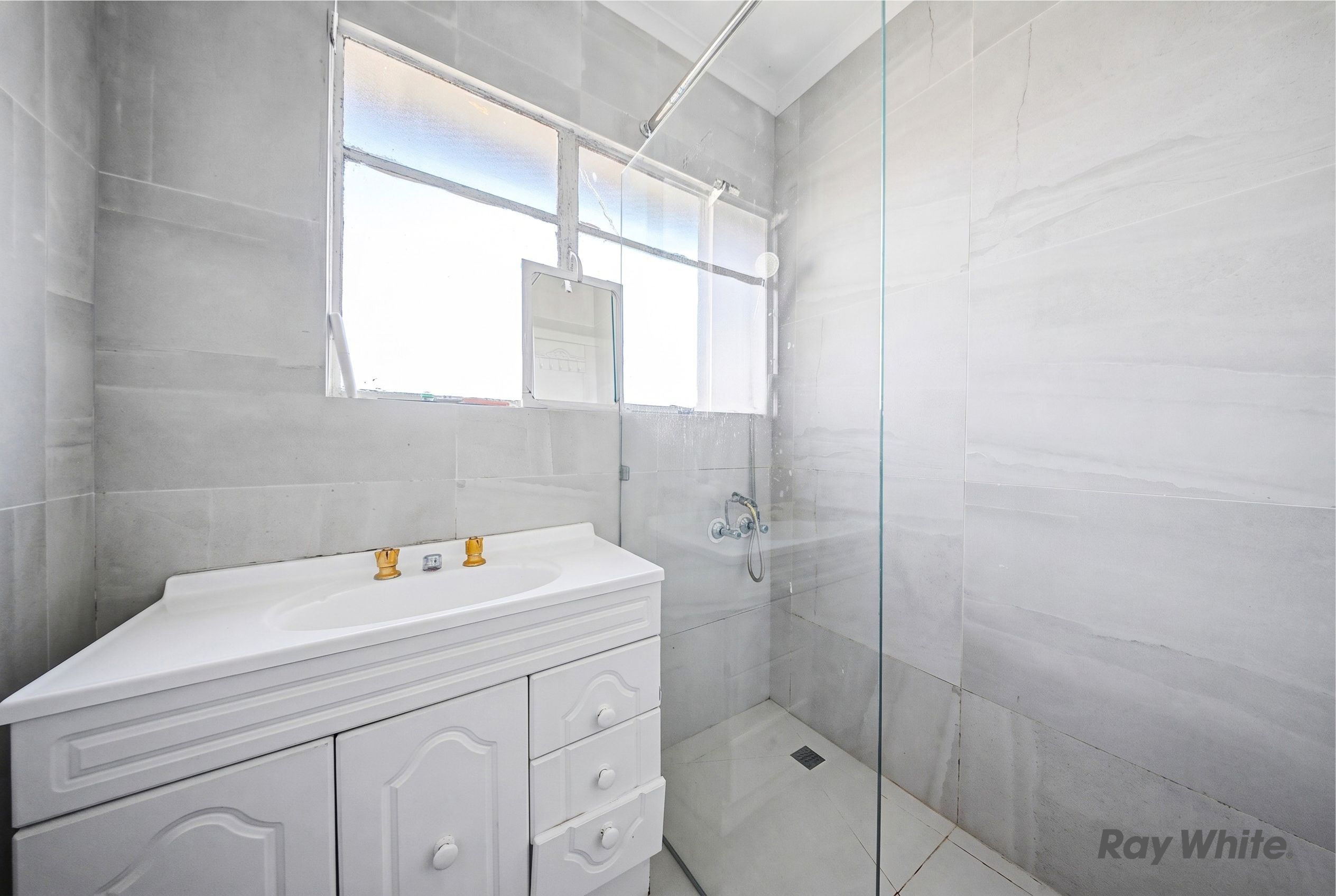 29 Ash Street — photo 10 of 20