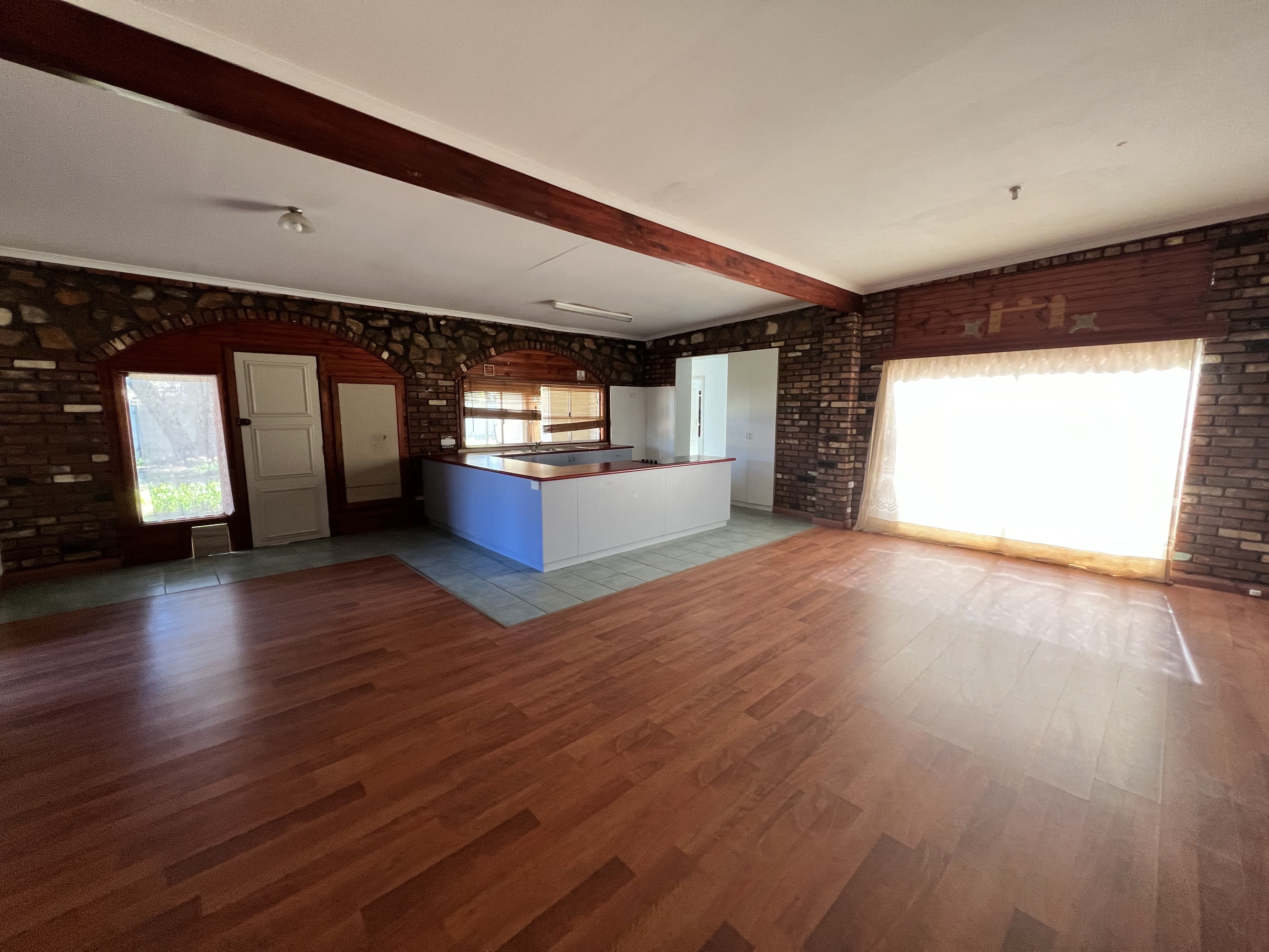 46 Cummins Street — photo 7 of 14