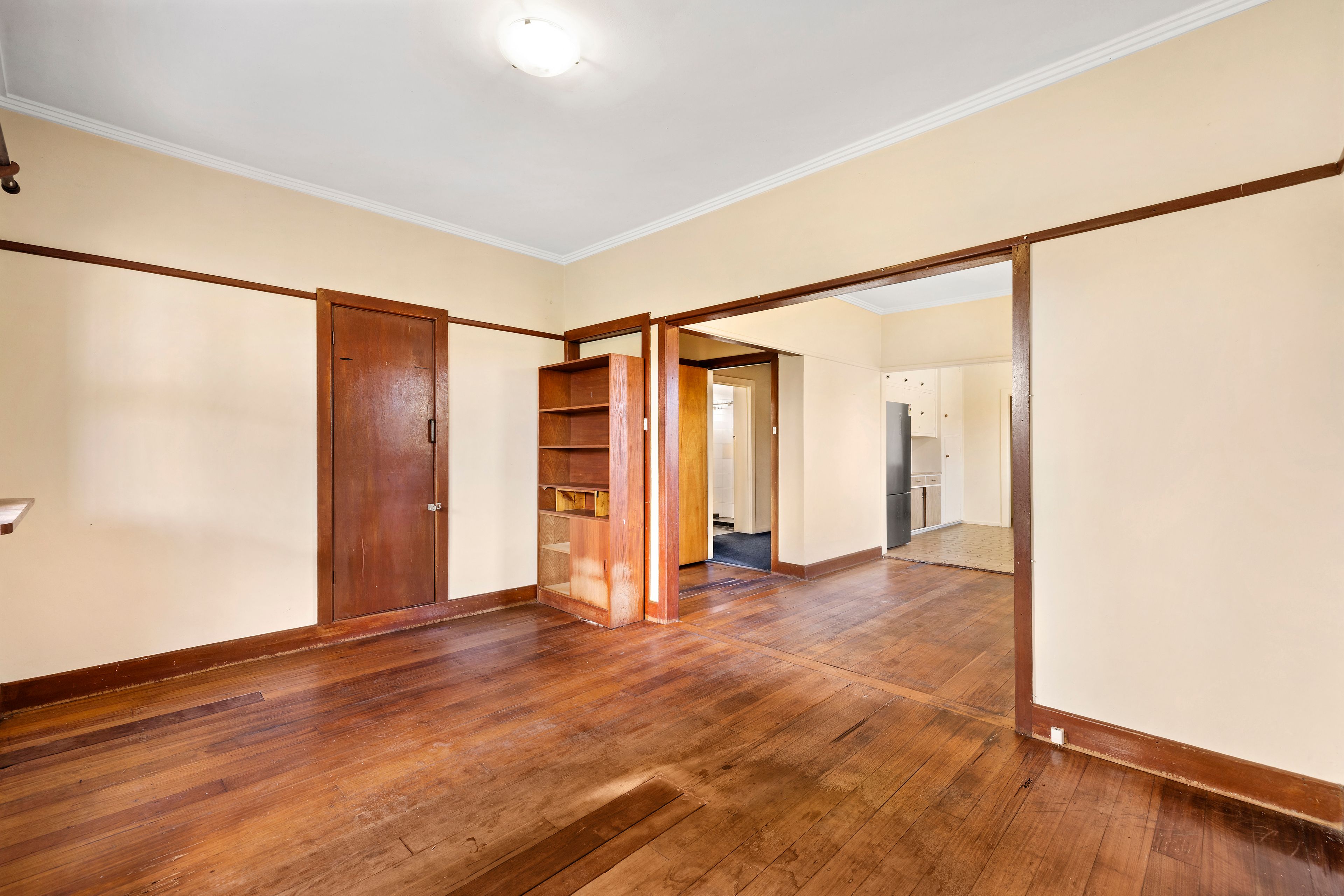 61 Nepean Highway — photo 9 of 27
