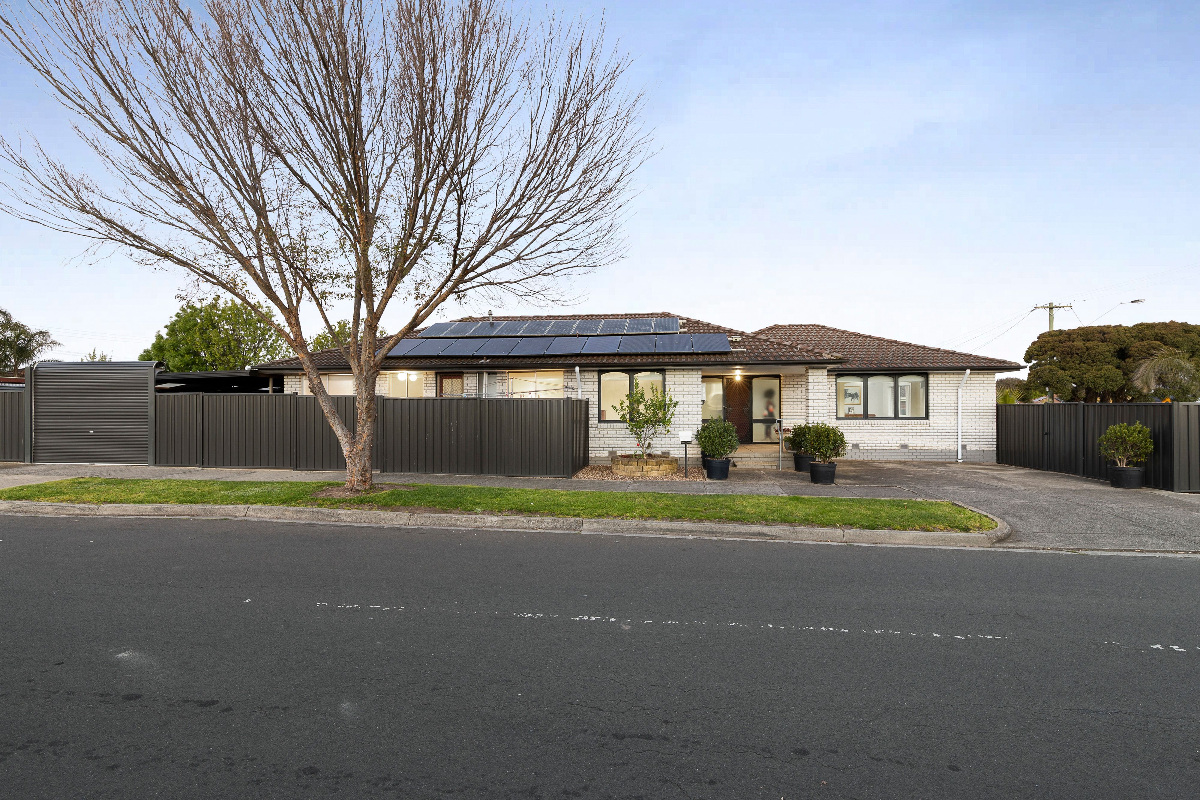 72 Dianne Avenue — photo from Ray White Craigieburn