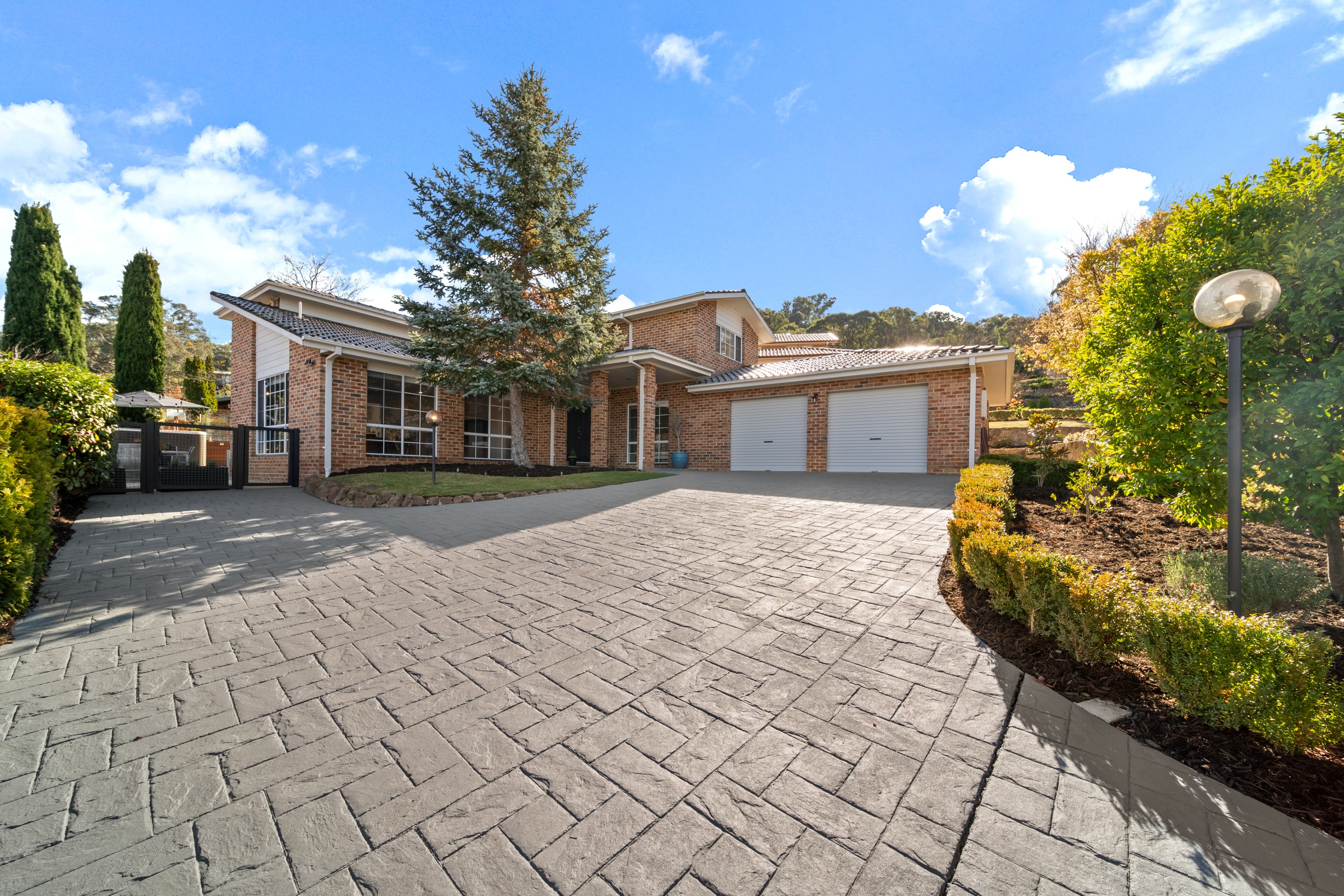 22 Sparkes Close, Fadden, ACT 2904