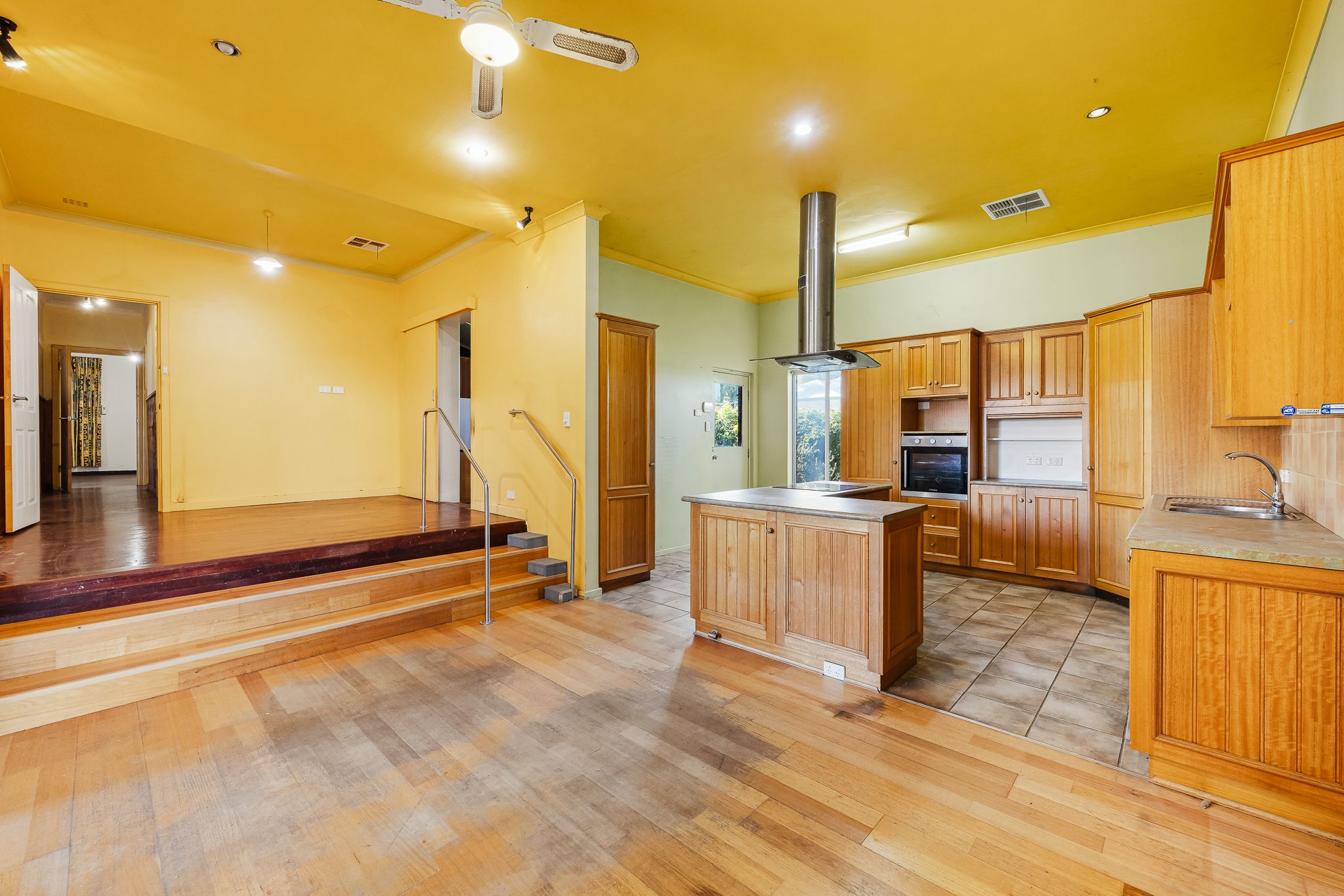 19 Dorothy Street — photo 4 of 18
