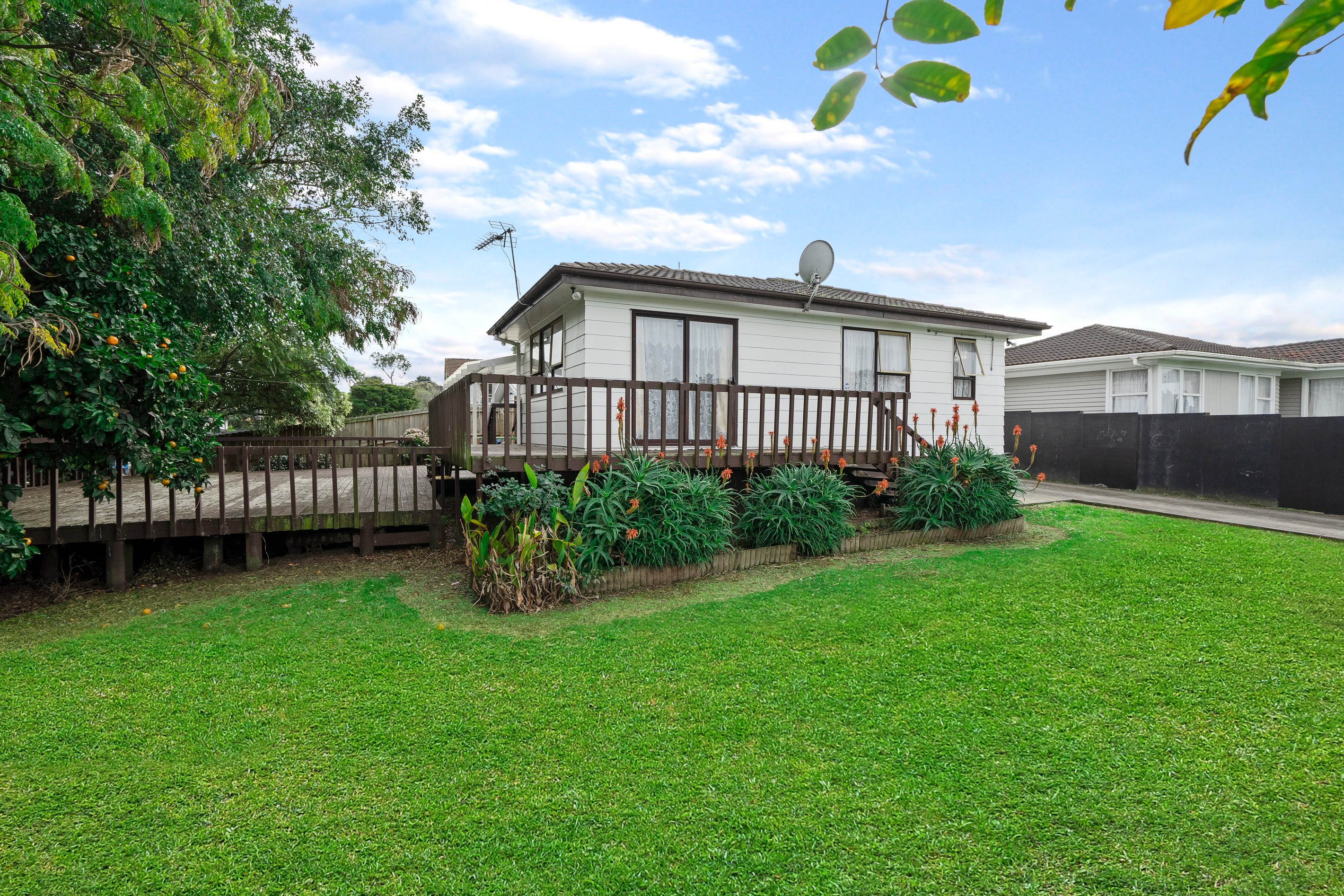 18 & 18A Volante Avenue, Wattle Downs, Manukau City