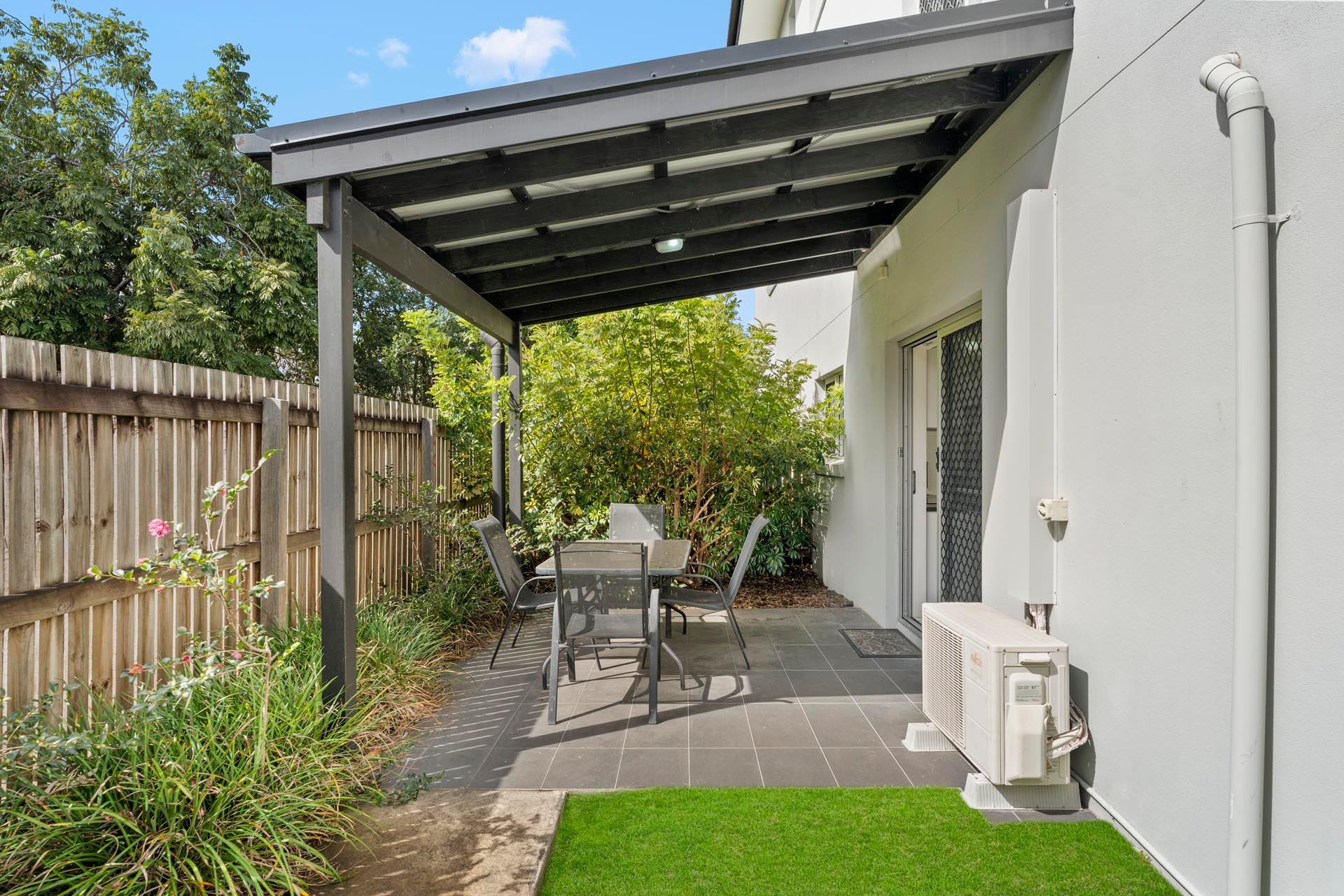 2/39 Nieppe Street, Kedron, QLD 4031