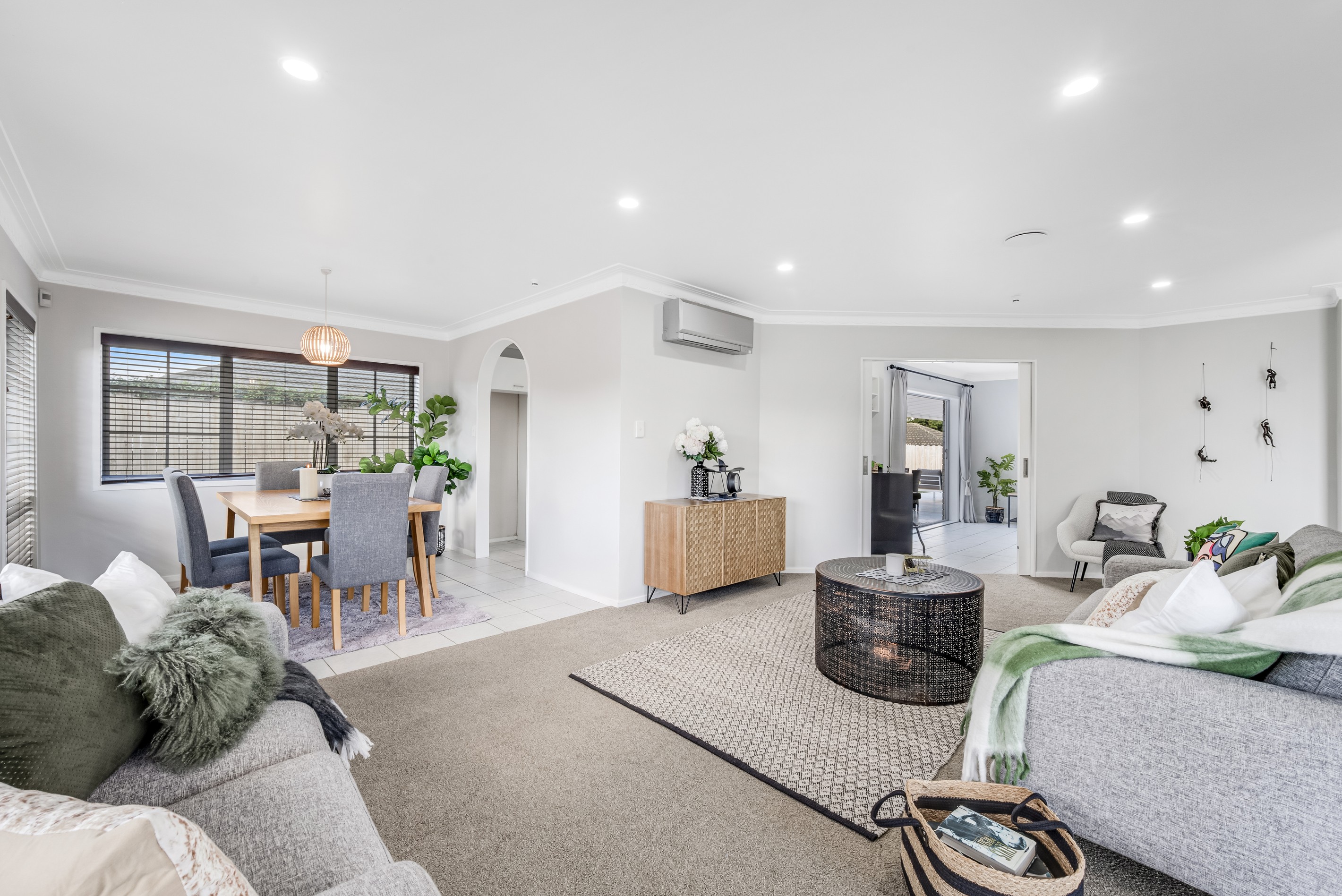 37 Bob Charles Drive, Golflands, Manukau City