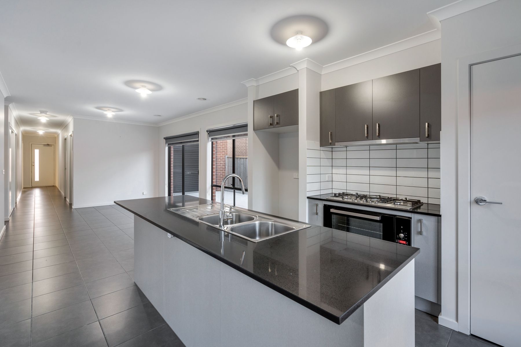 6 Feodora Street, Greenvale, VIC 3059