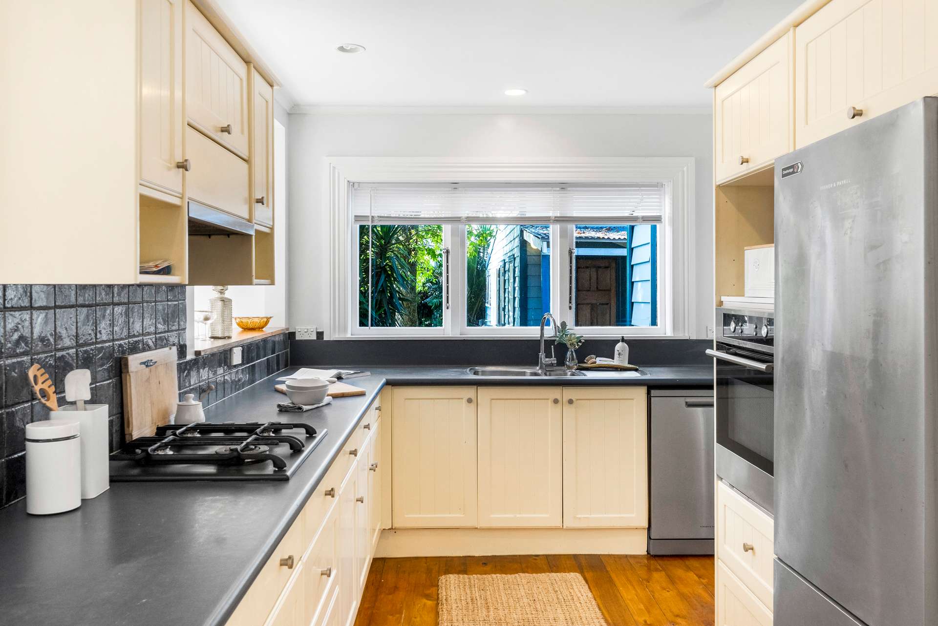 123 Victoria Street photo 18