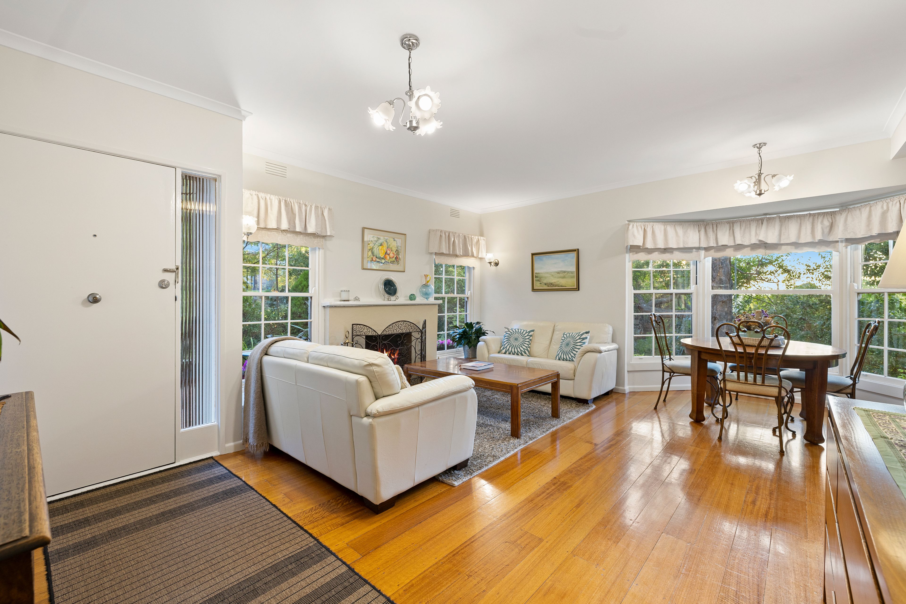 51 Margot Street, Ferntree Gully, VIC 3156 Sold House Ray White