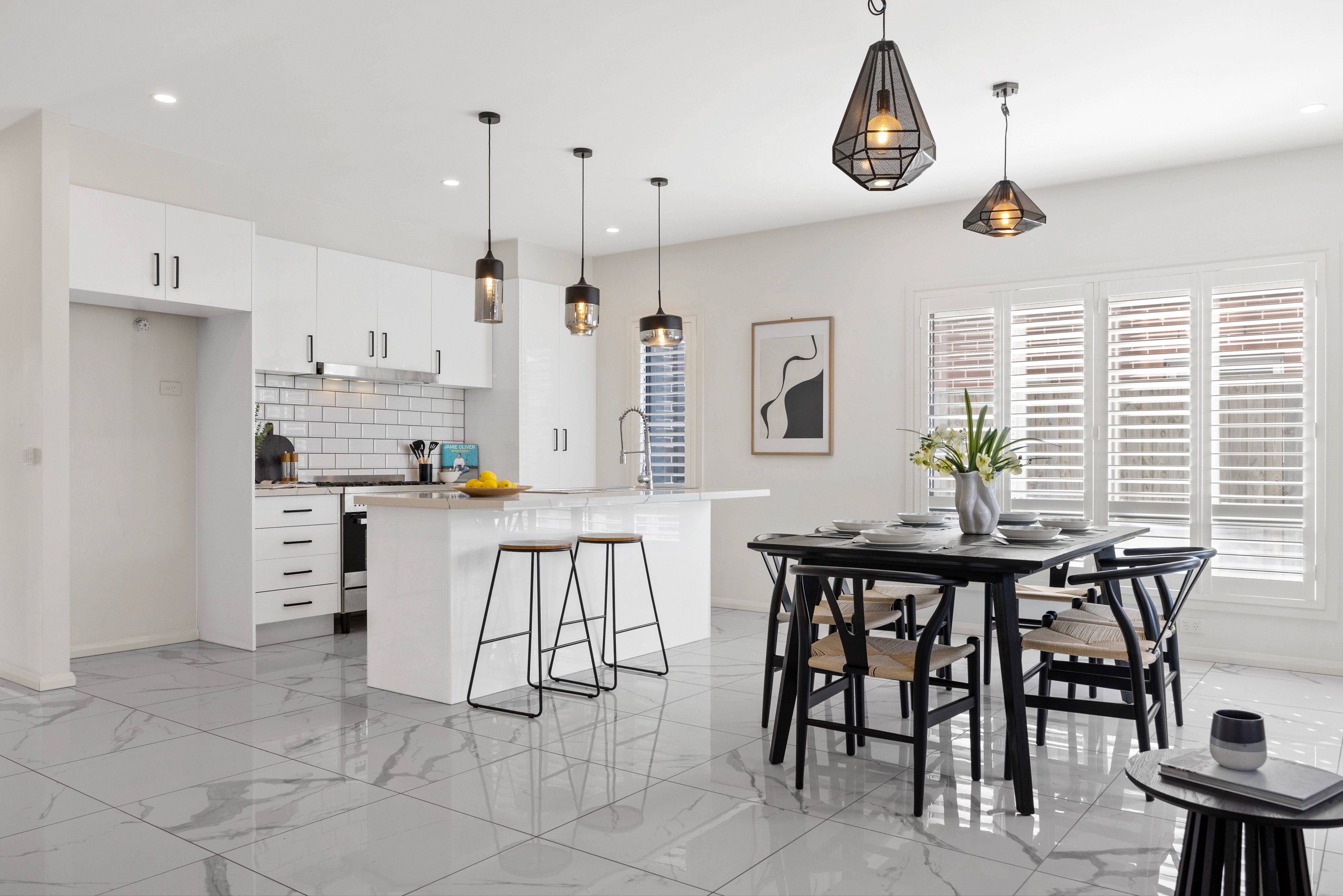 30 King Drive — photo 4 of 20