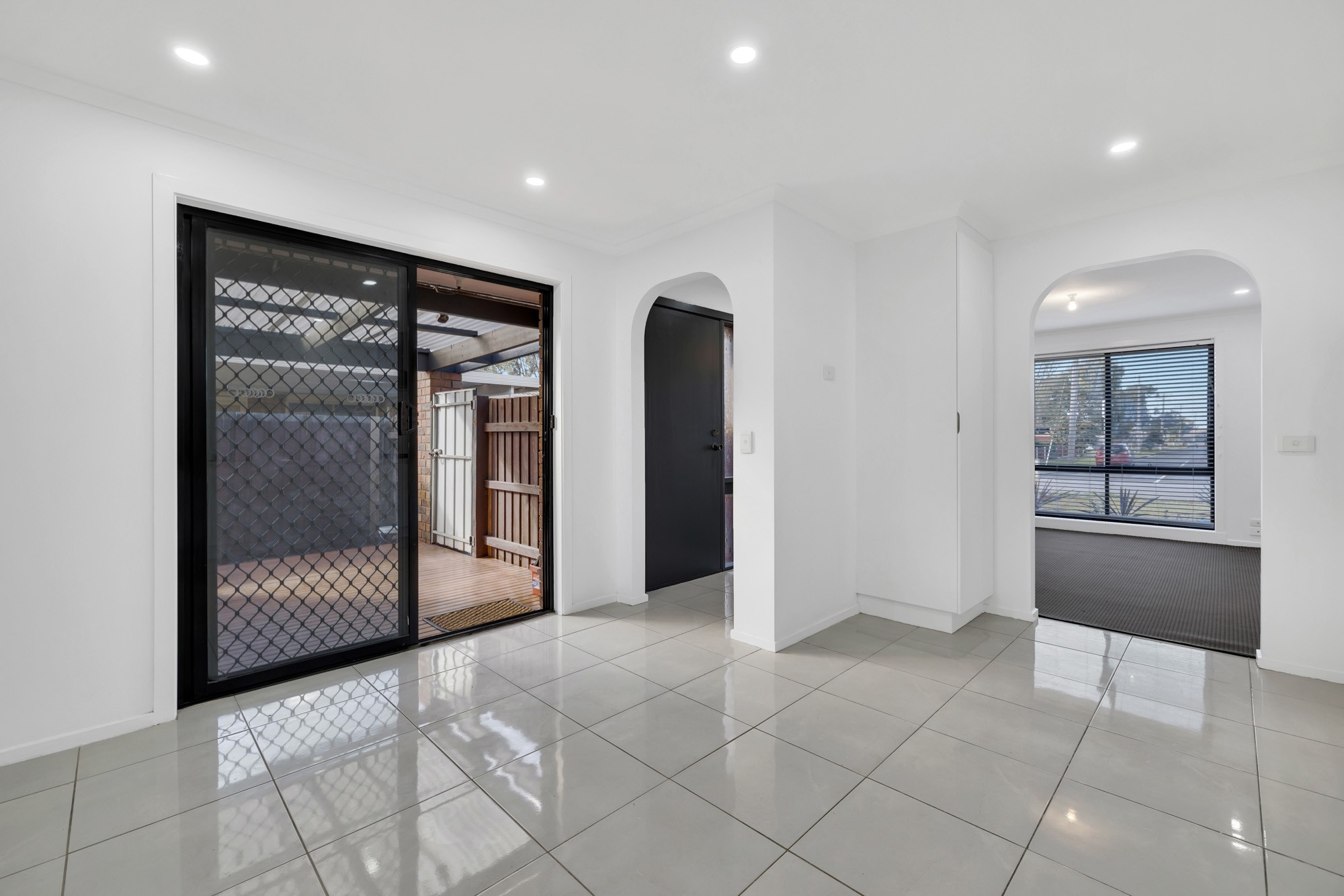 2/27 Bartlett Crescent, Hoppers Crossing, VIC 3029