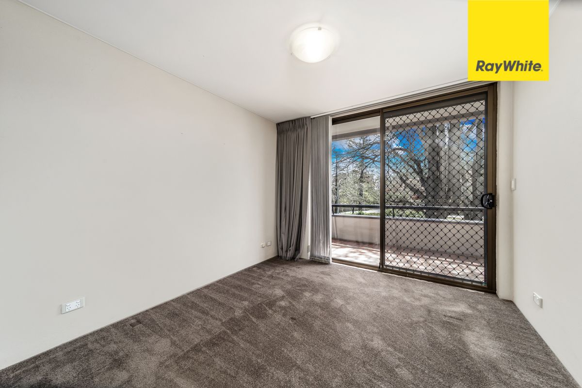 212/10 Currie Crescent, Griffith, ACT 2603