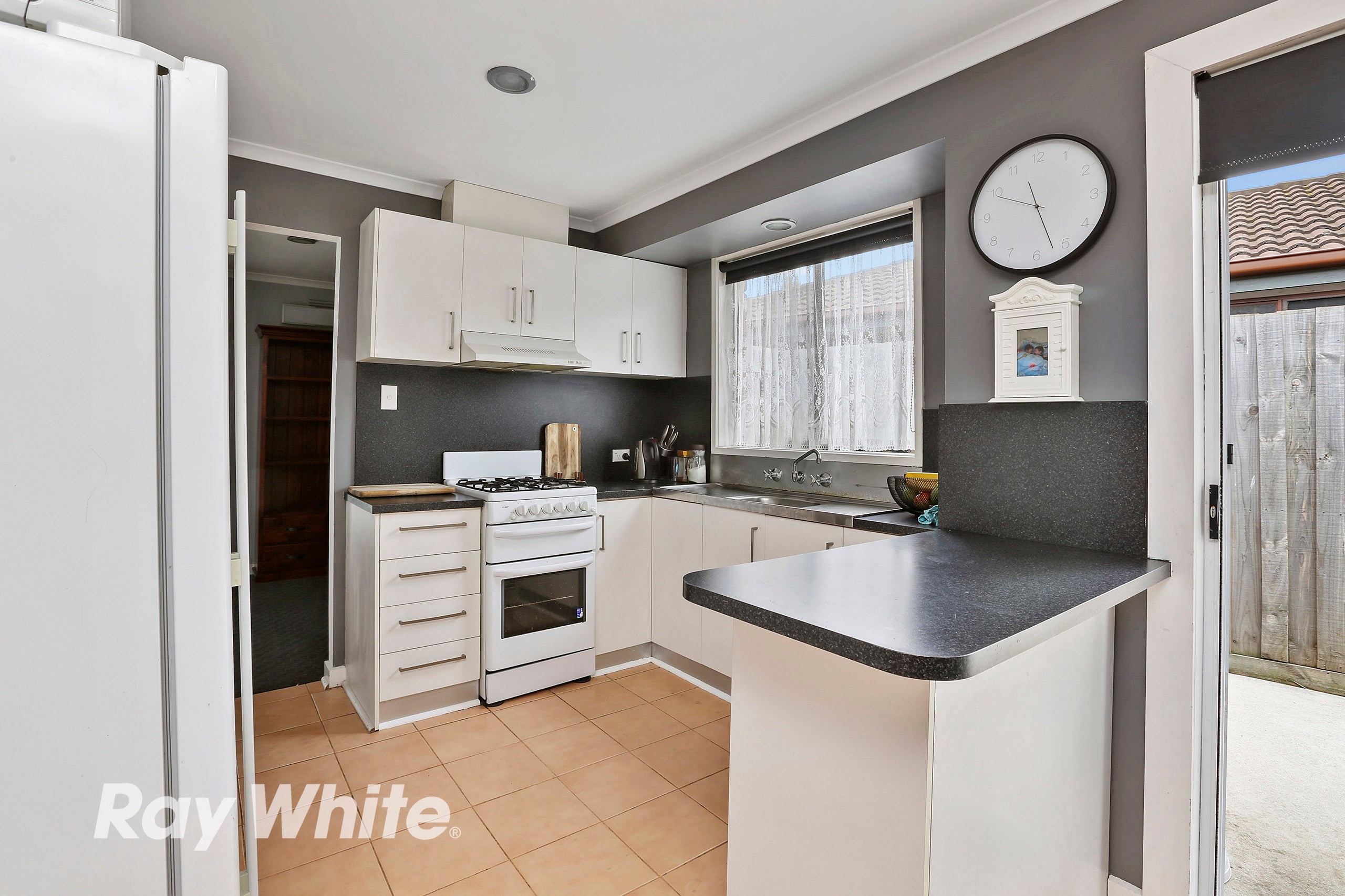 24 Moyston Grove, Corio, VIC 3214