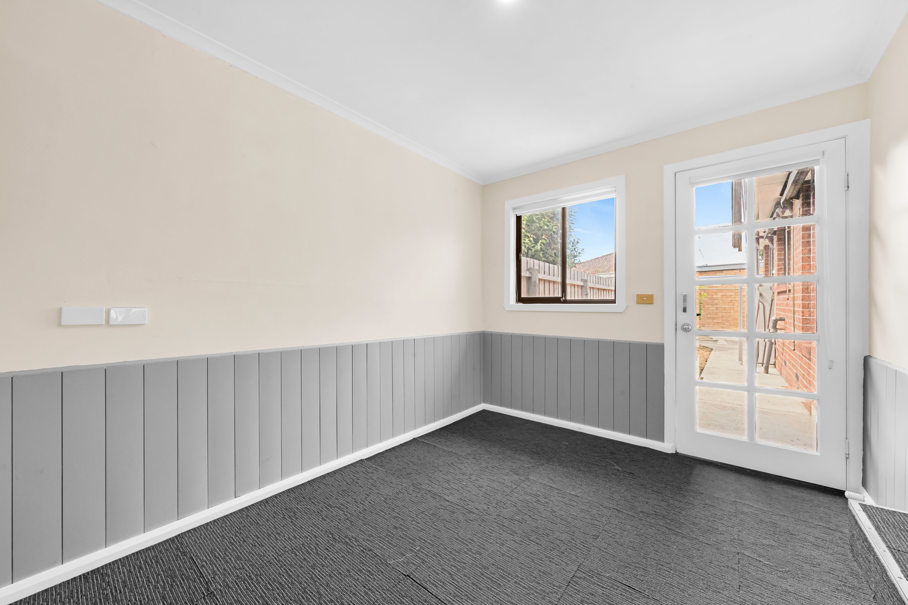 3/16-18 Newport Road — photo 7 of 8