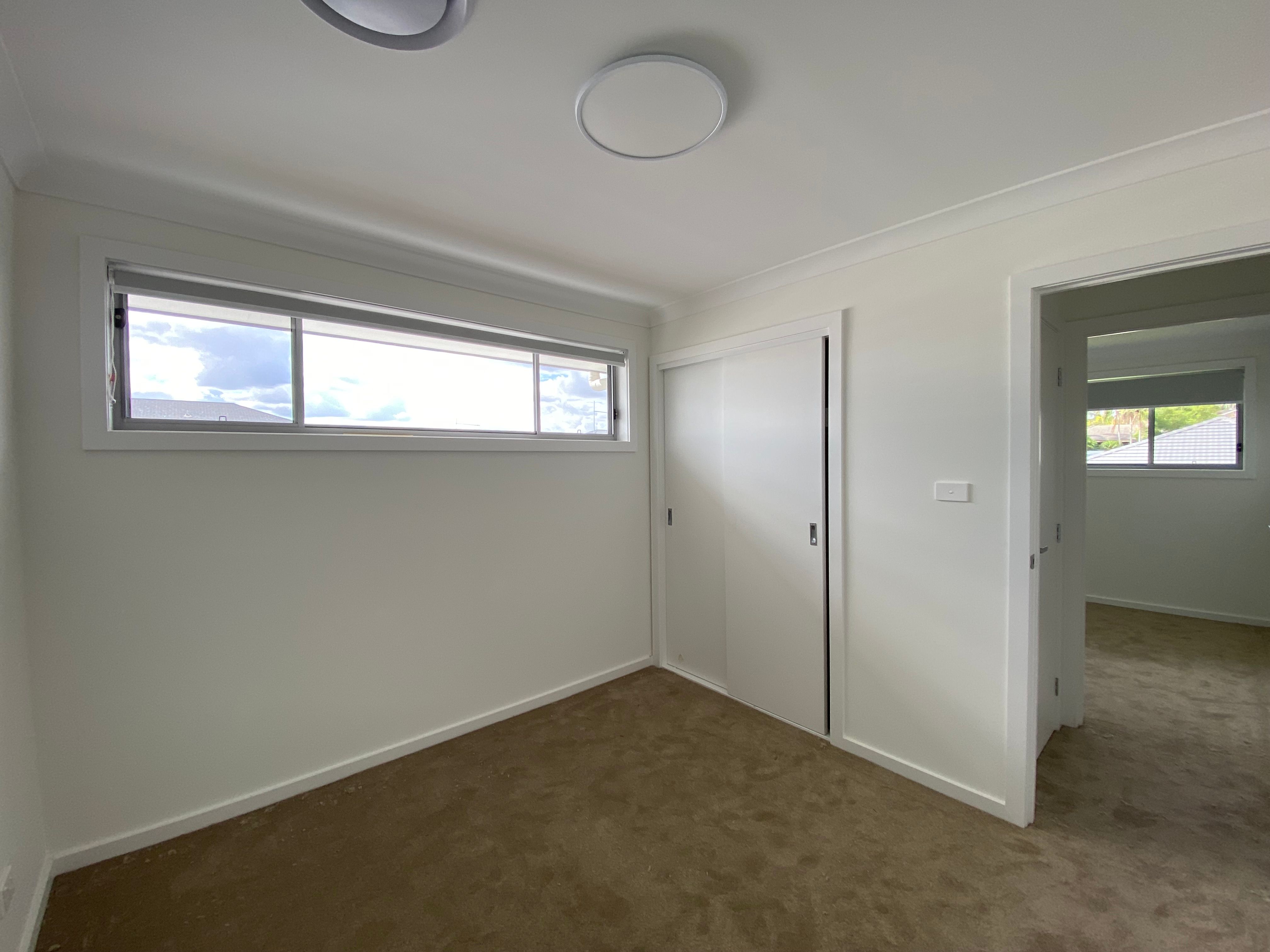 29 Swift Avenue — photo 3 of 27