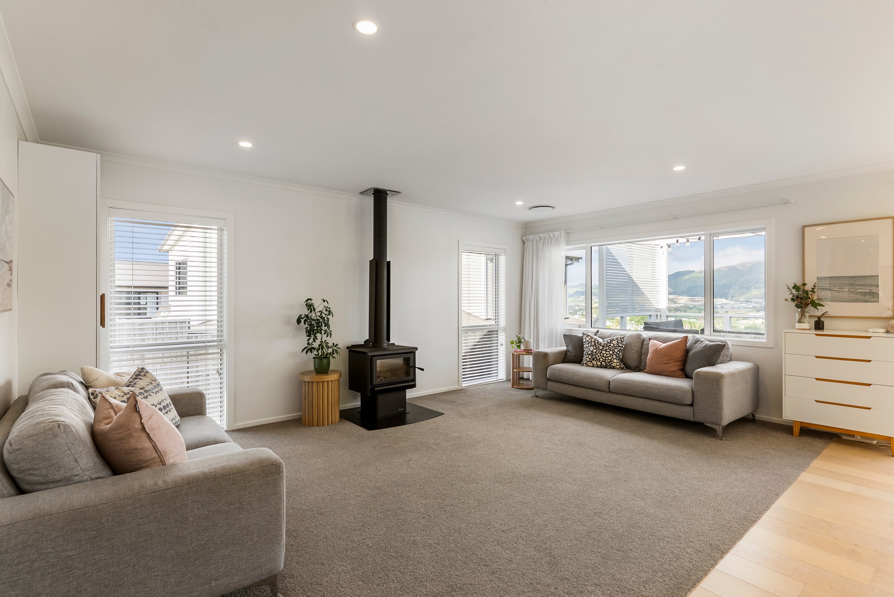 8 Opaoa Way, Aotea, Porirua City
