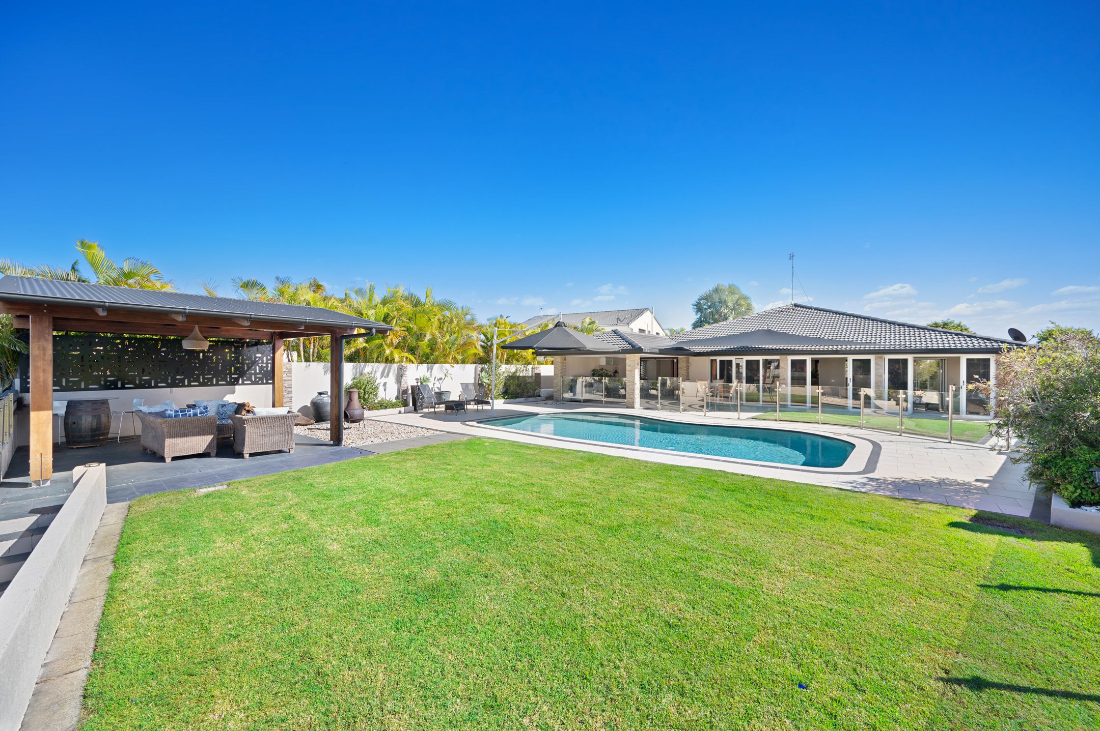 14 Salamau Street, Runaway Bay, QLD 4216
