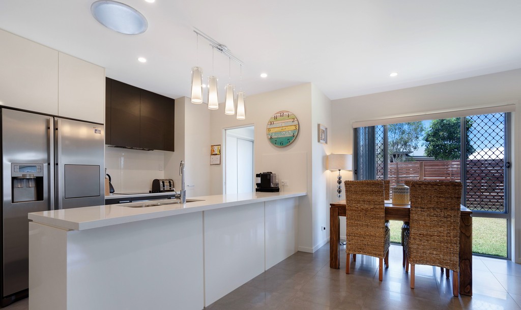 16 Girraween Crescent, Capalaba, QLD 4157