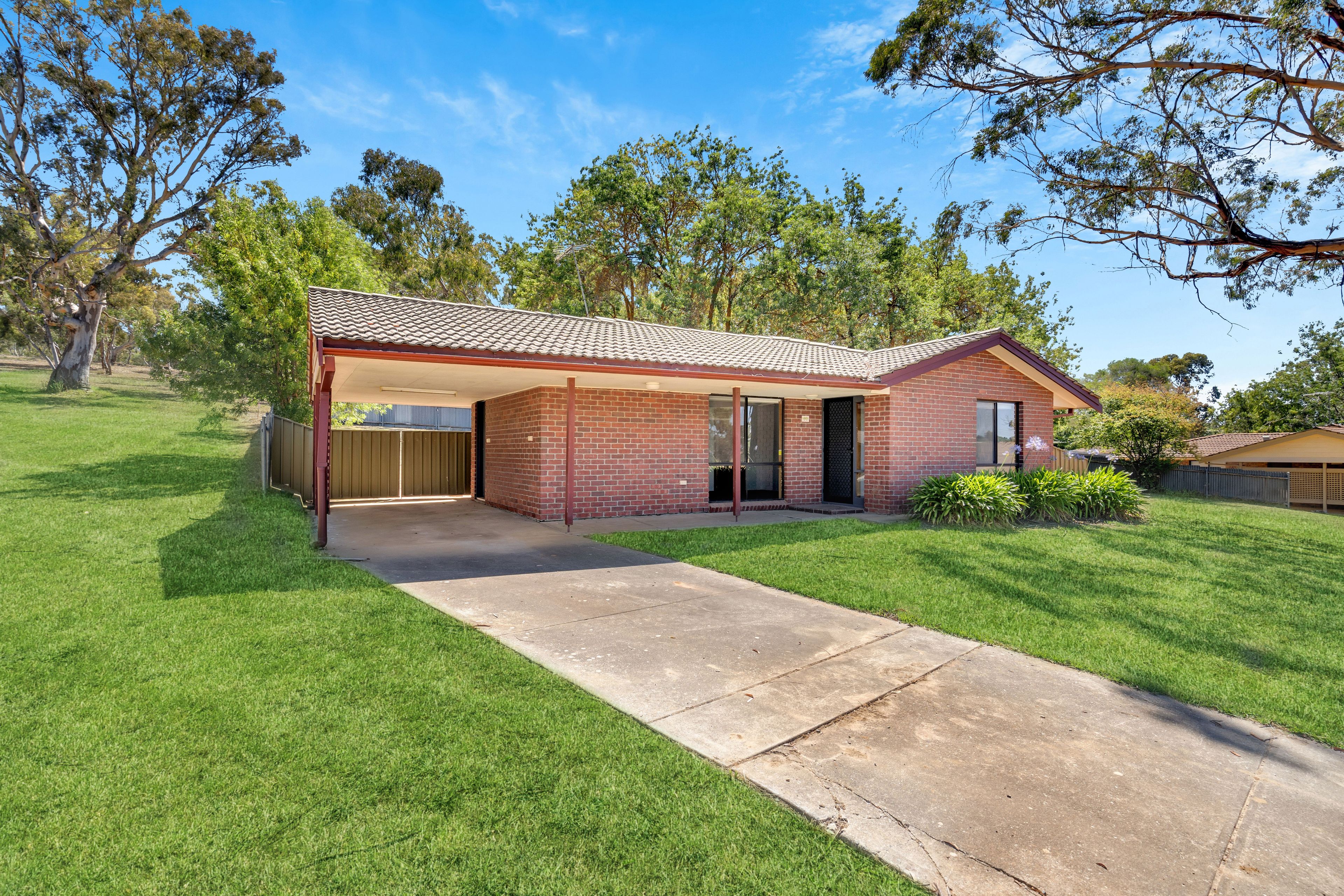 18 Balmoral Road, Woodside, SA 5244