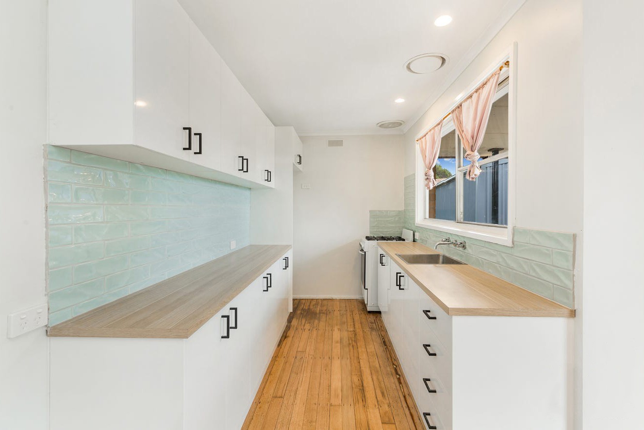 31 Derwent Drive, Long Gully, VIC 3550