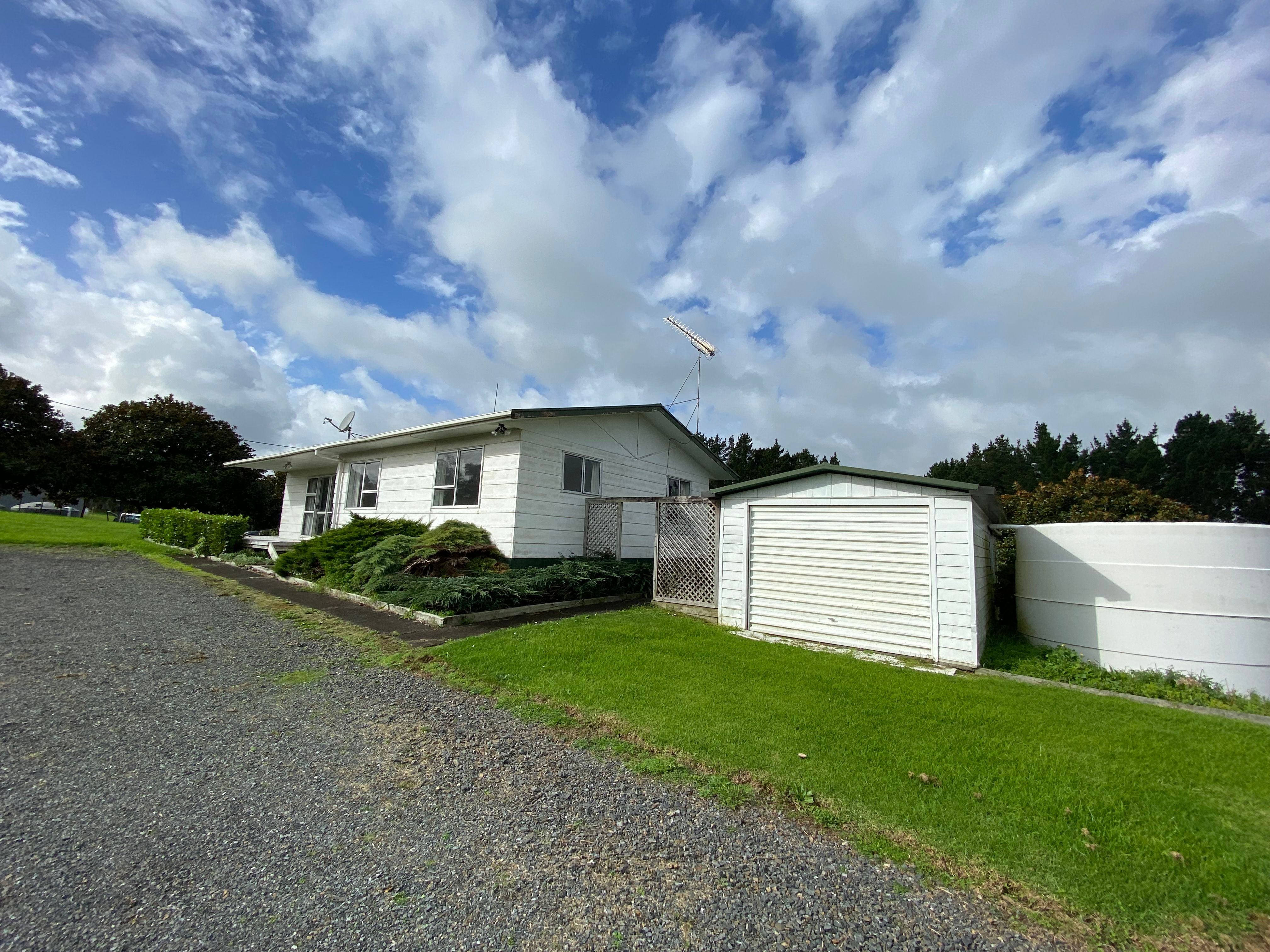 1483 Waiuku Road, Waiuku, Franklin