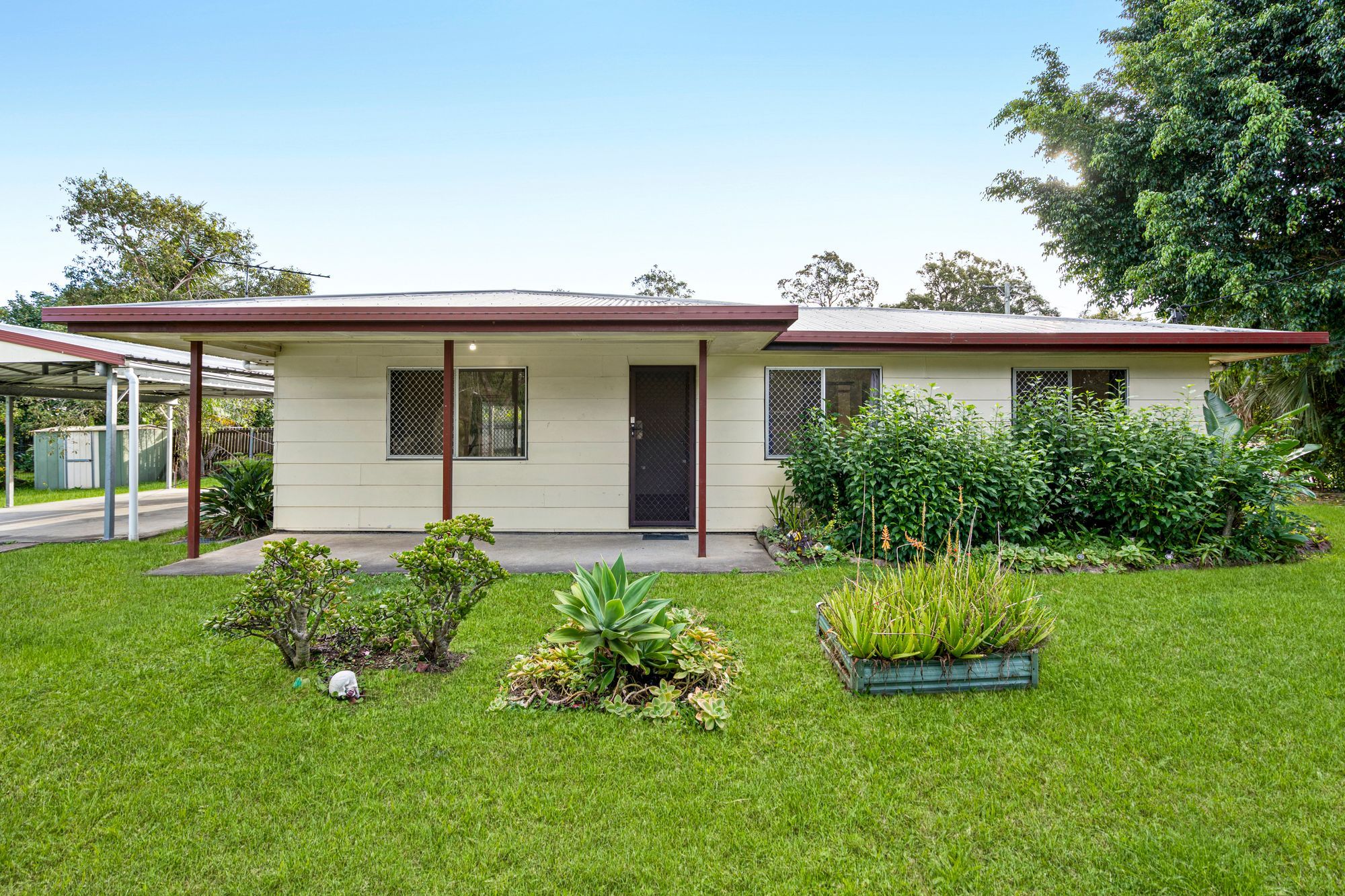 2 Elizabeth Court — photo 15 of 17
