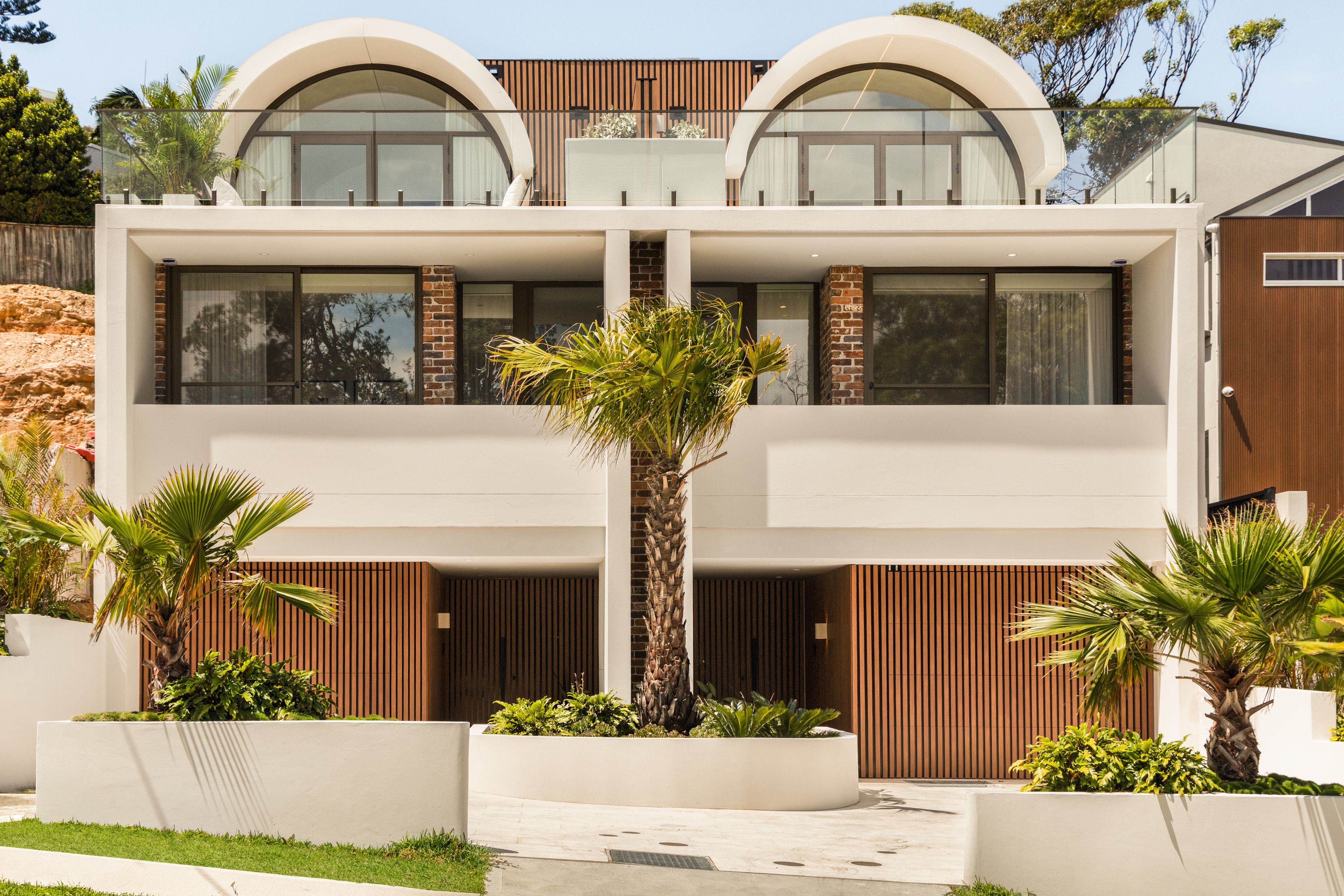 Residence 2/23 Hardy Street — photo from Ray White Phillips & Co