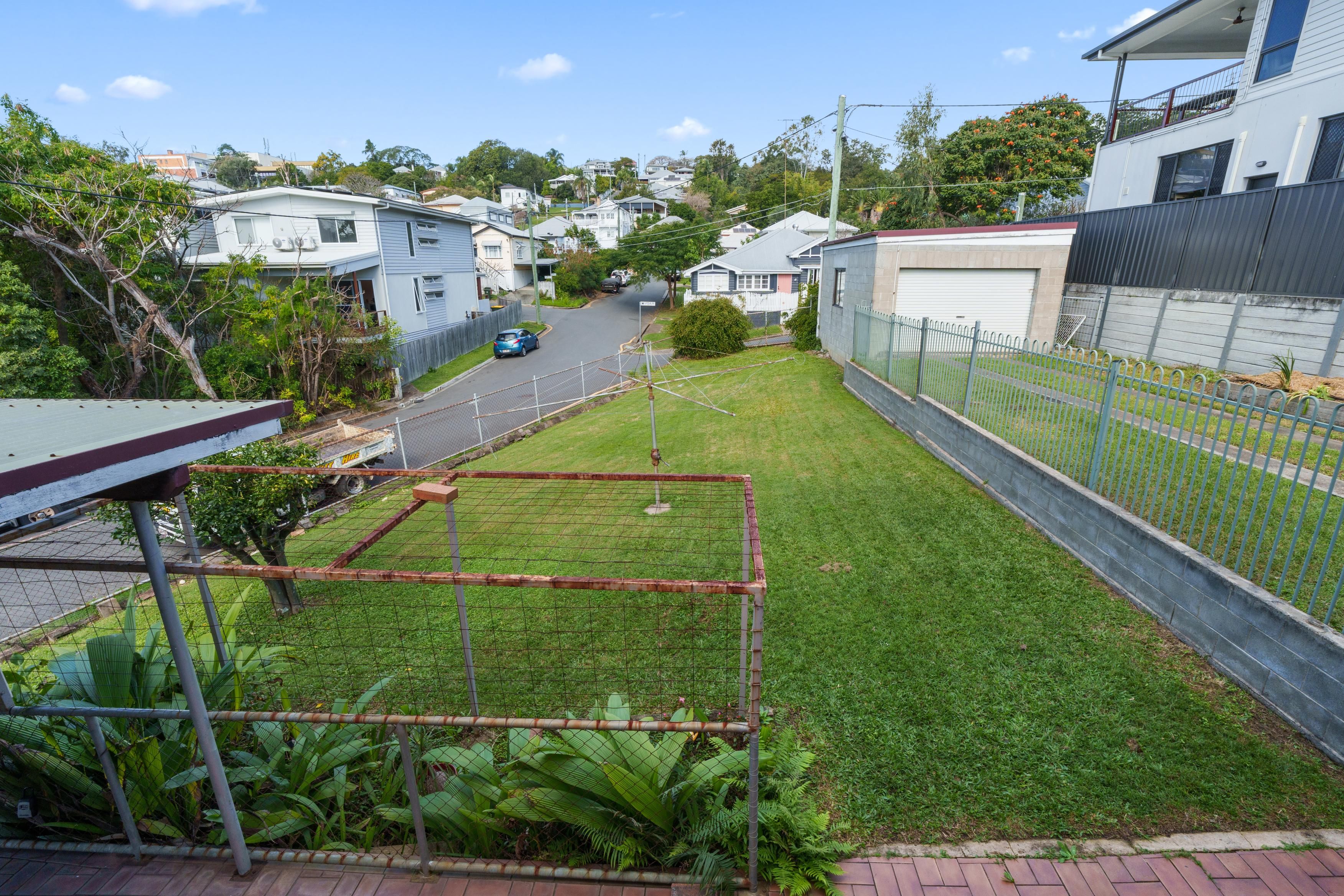 39 Eureka Street — photo 16 of 16