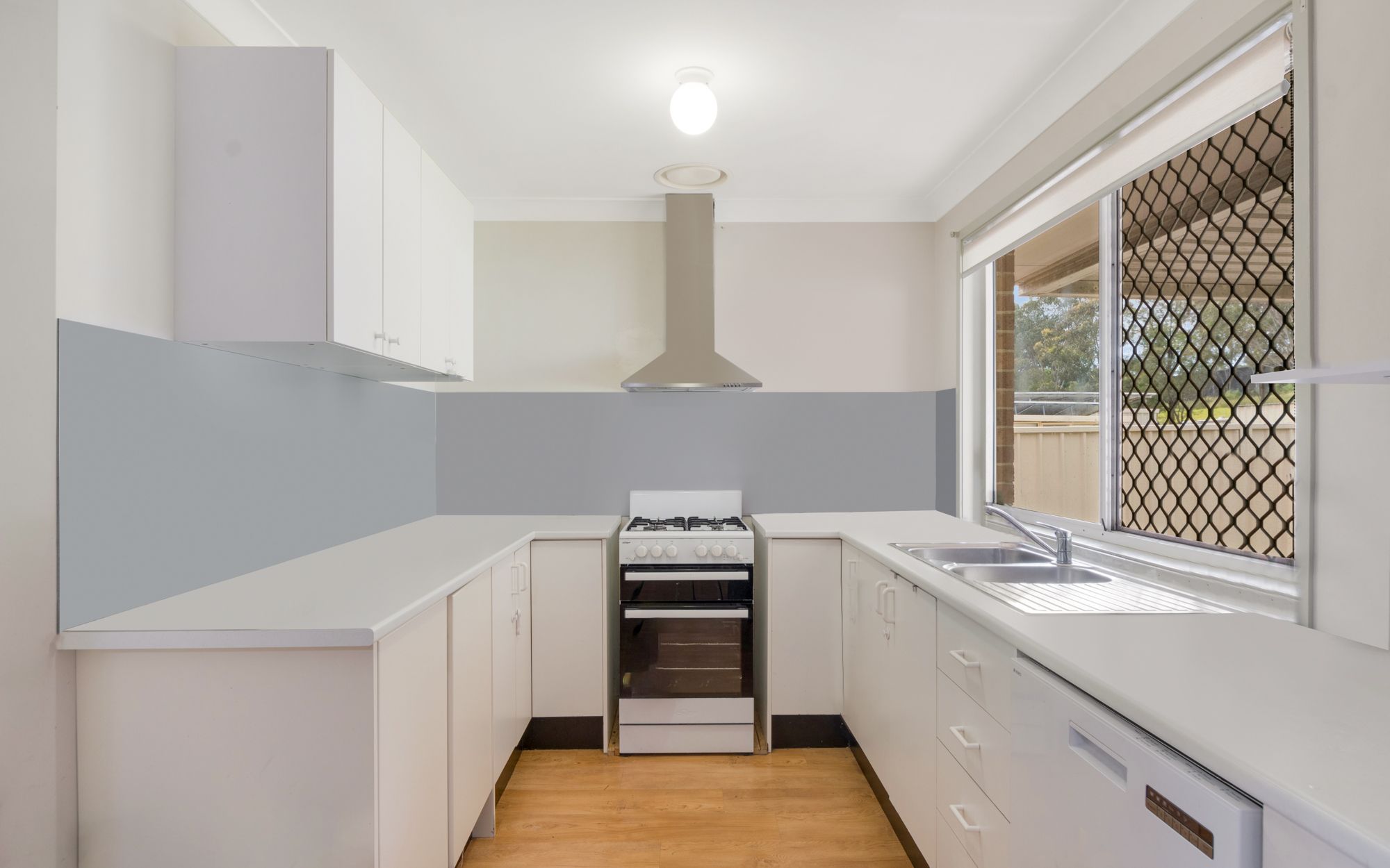 10 Hercules Close, Raby, NSW 2566