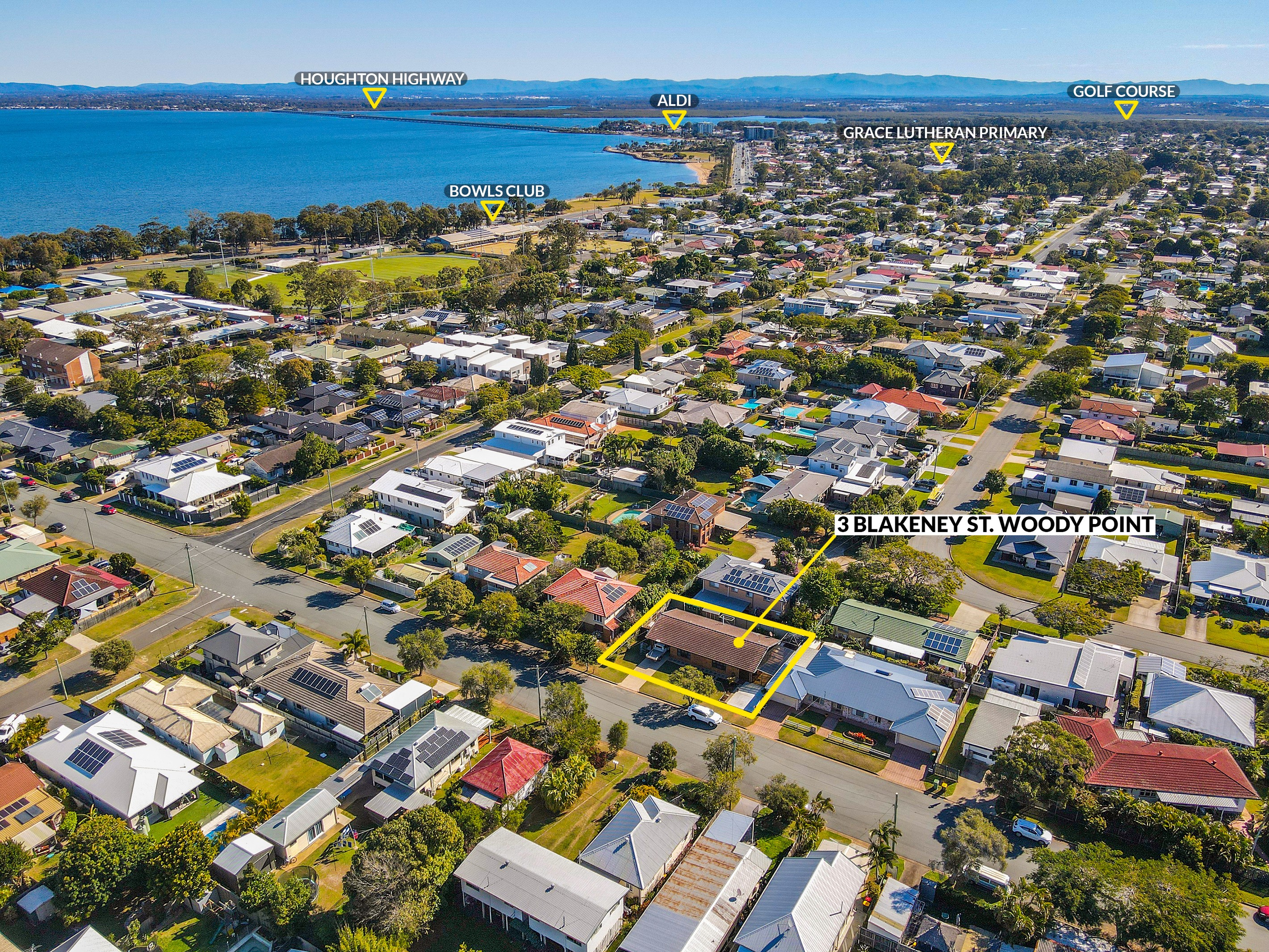 3 Blakeney Street, Woody Point, QLD 4019