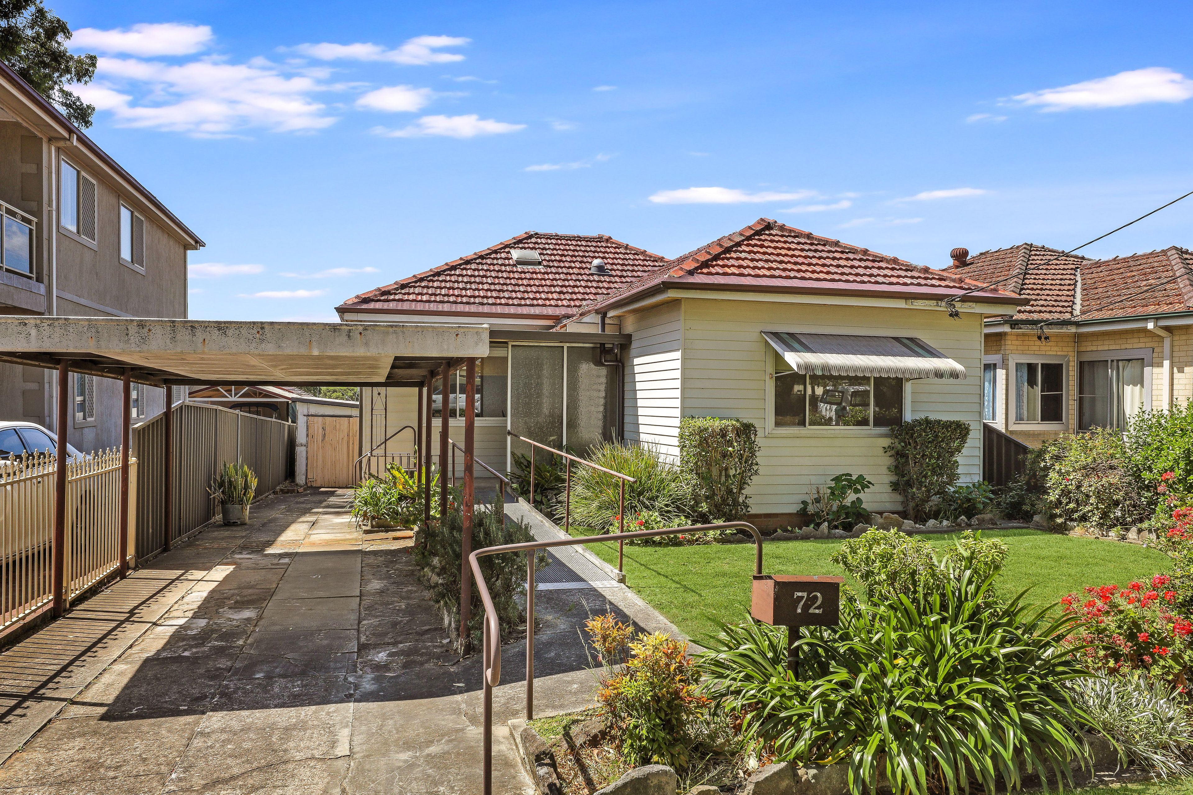 72 Buist Street