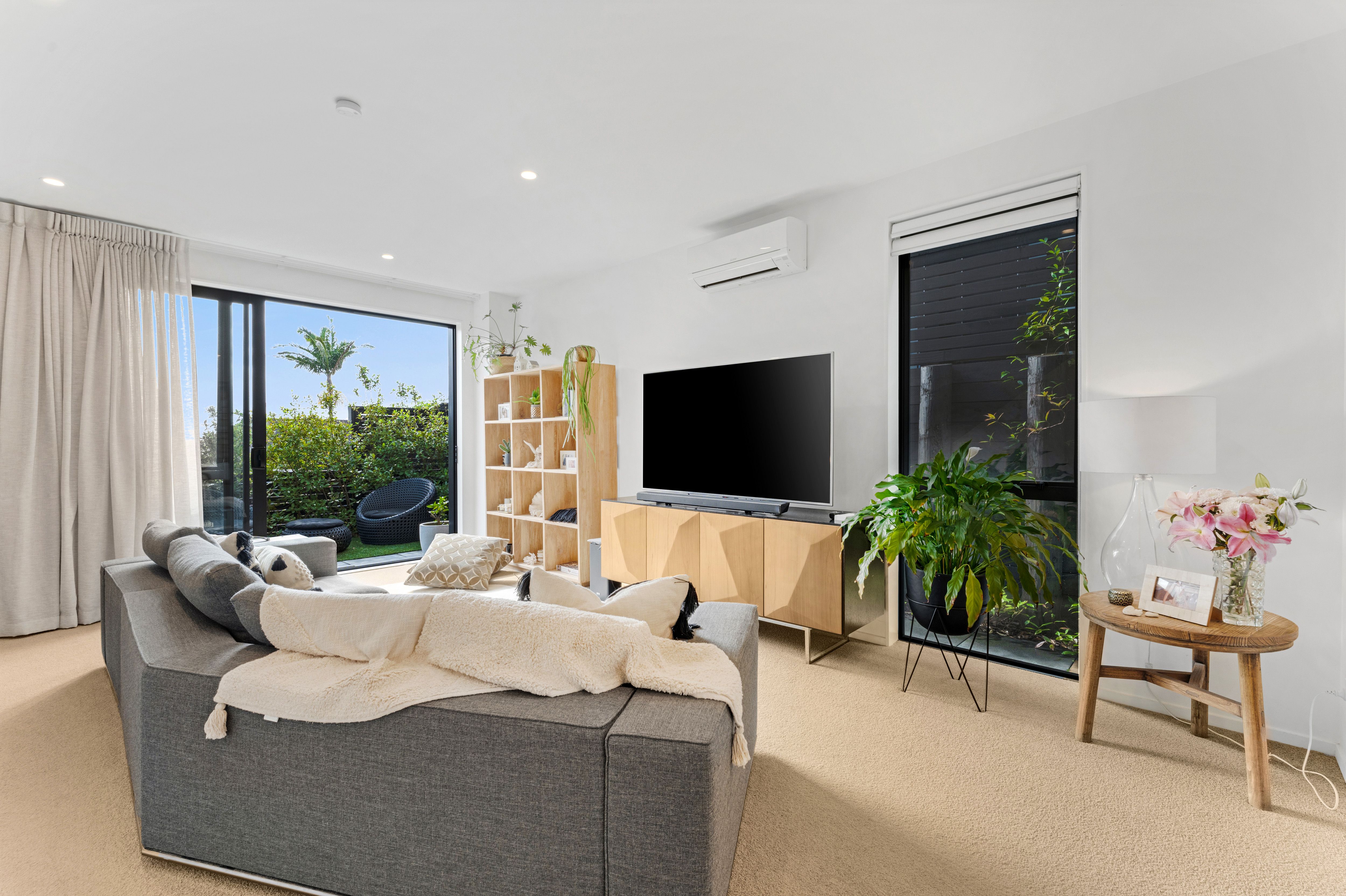11/37 Glen Atkinson Street, St Heliers