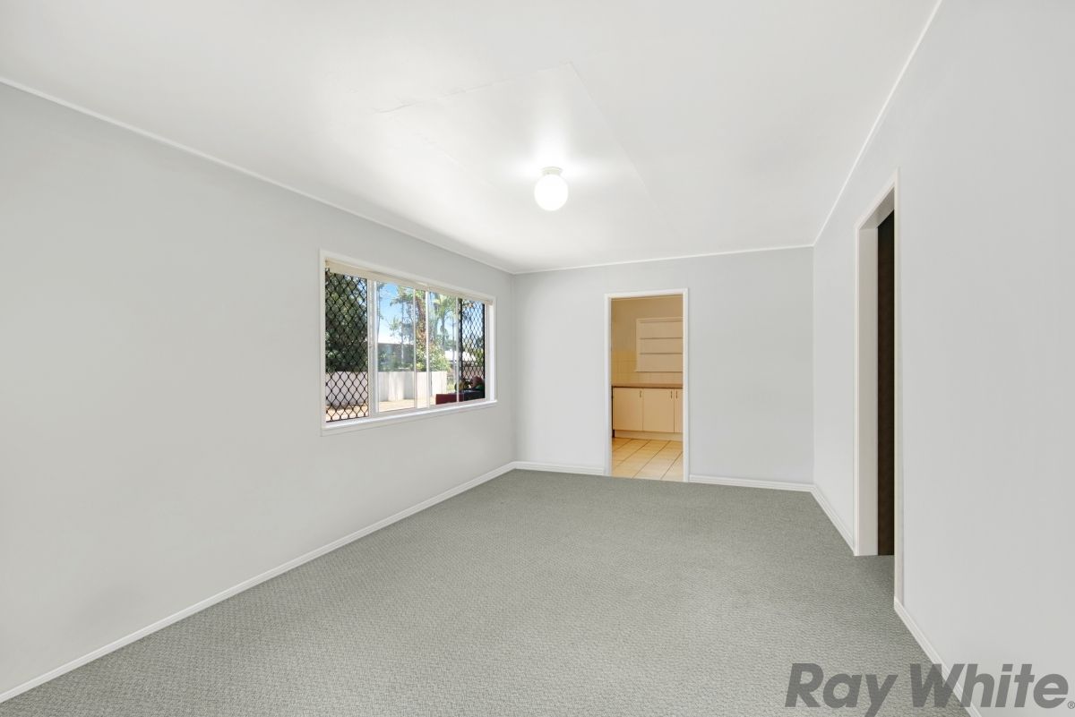 18 Windsor Place, Deception Bay, QLD 4508
