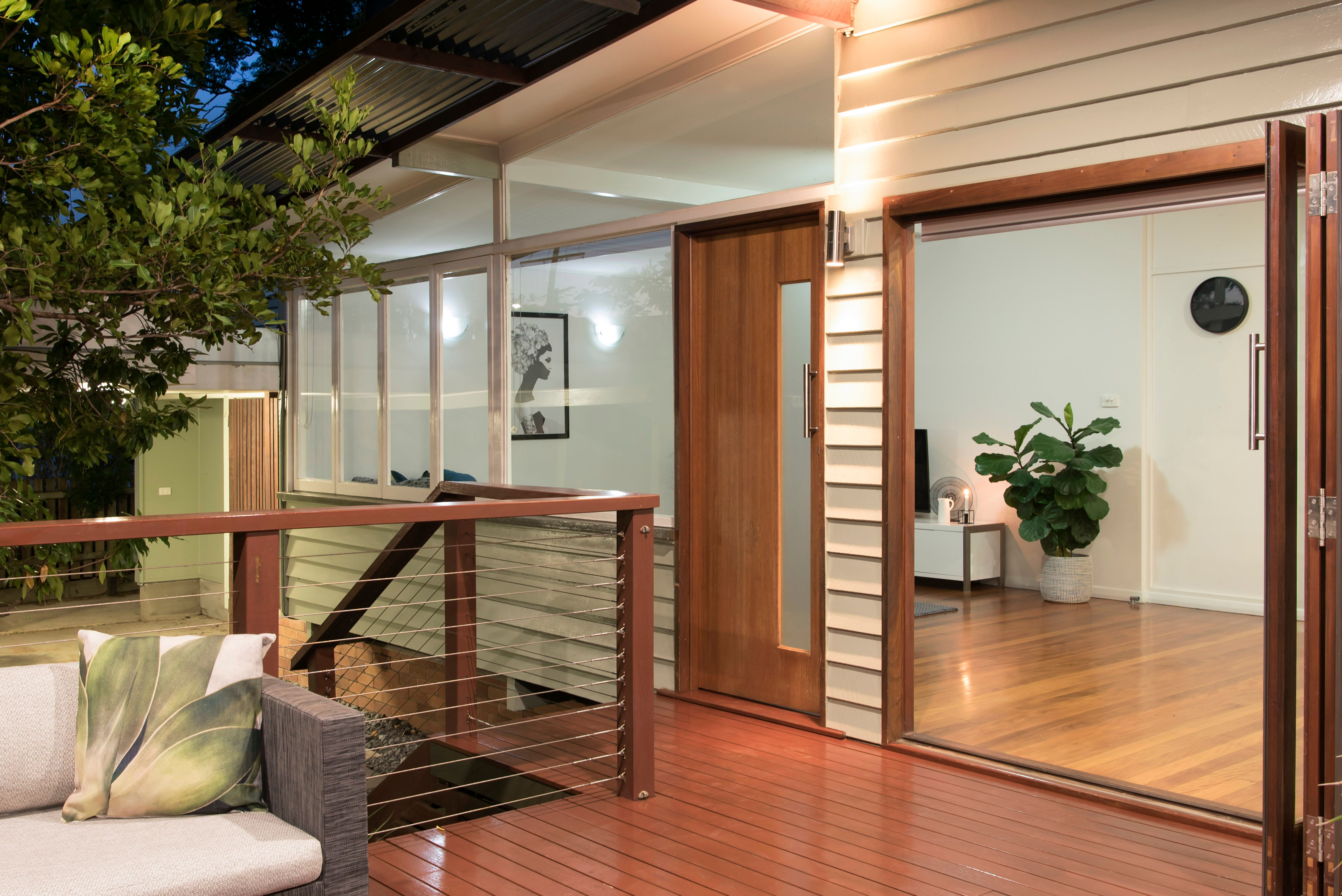 8 Sebring Street, Holland Park West, QLD 4121