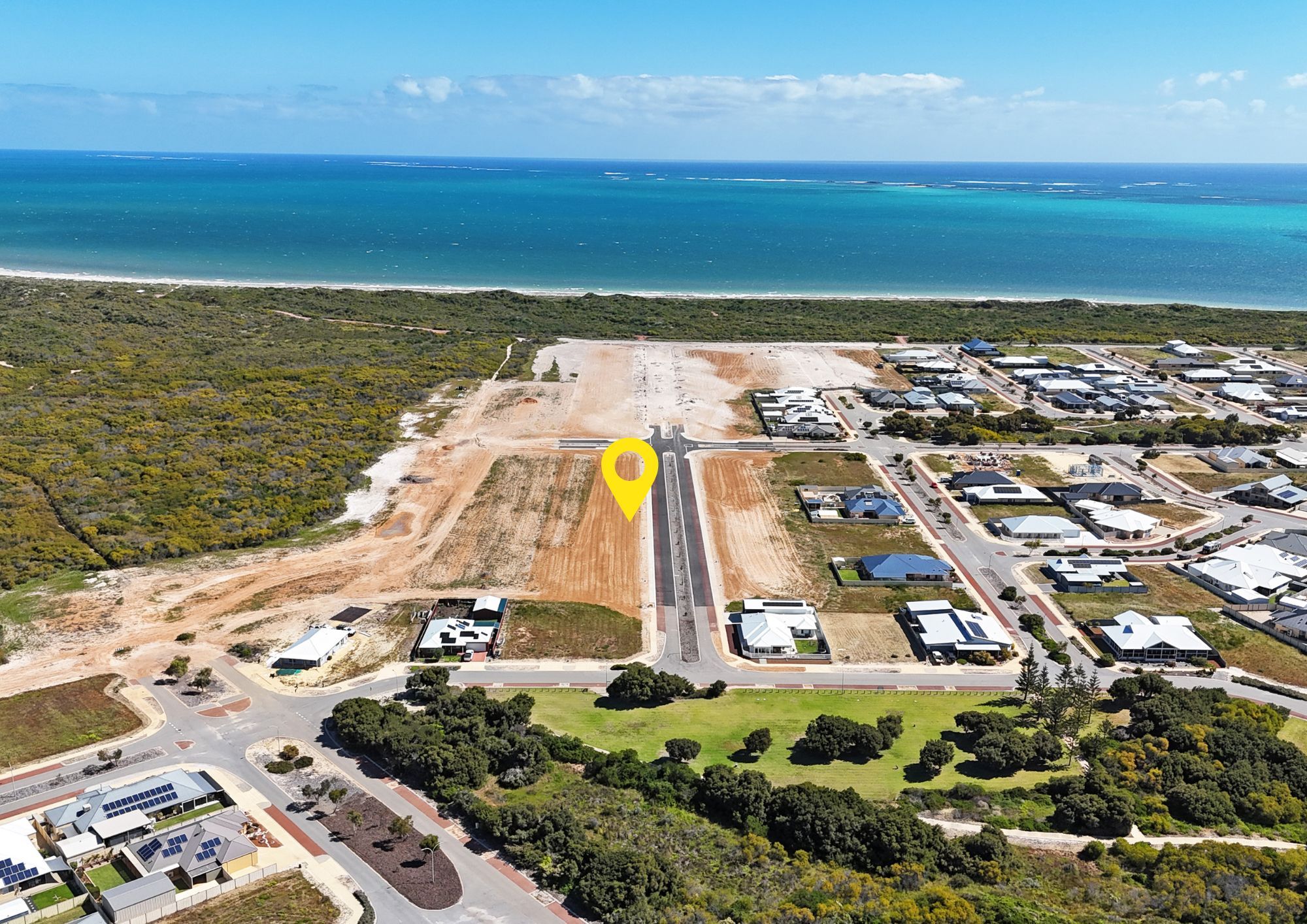 11 Clifton Avenue, Jurien Bay, WA 6516