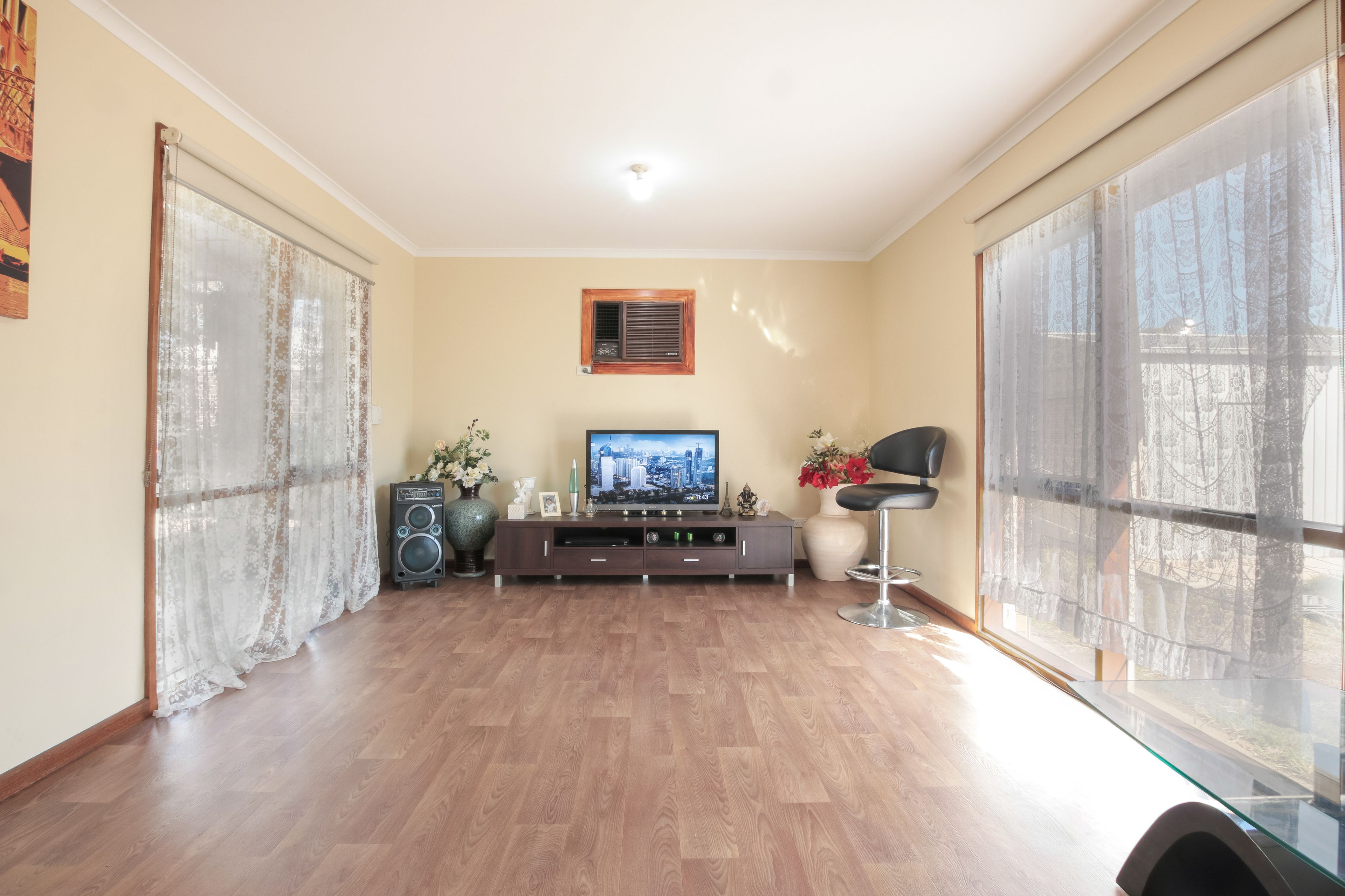 10 Lock Crescent, Pooraka, SA 5095