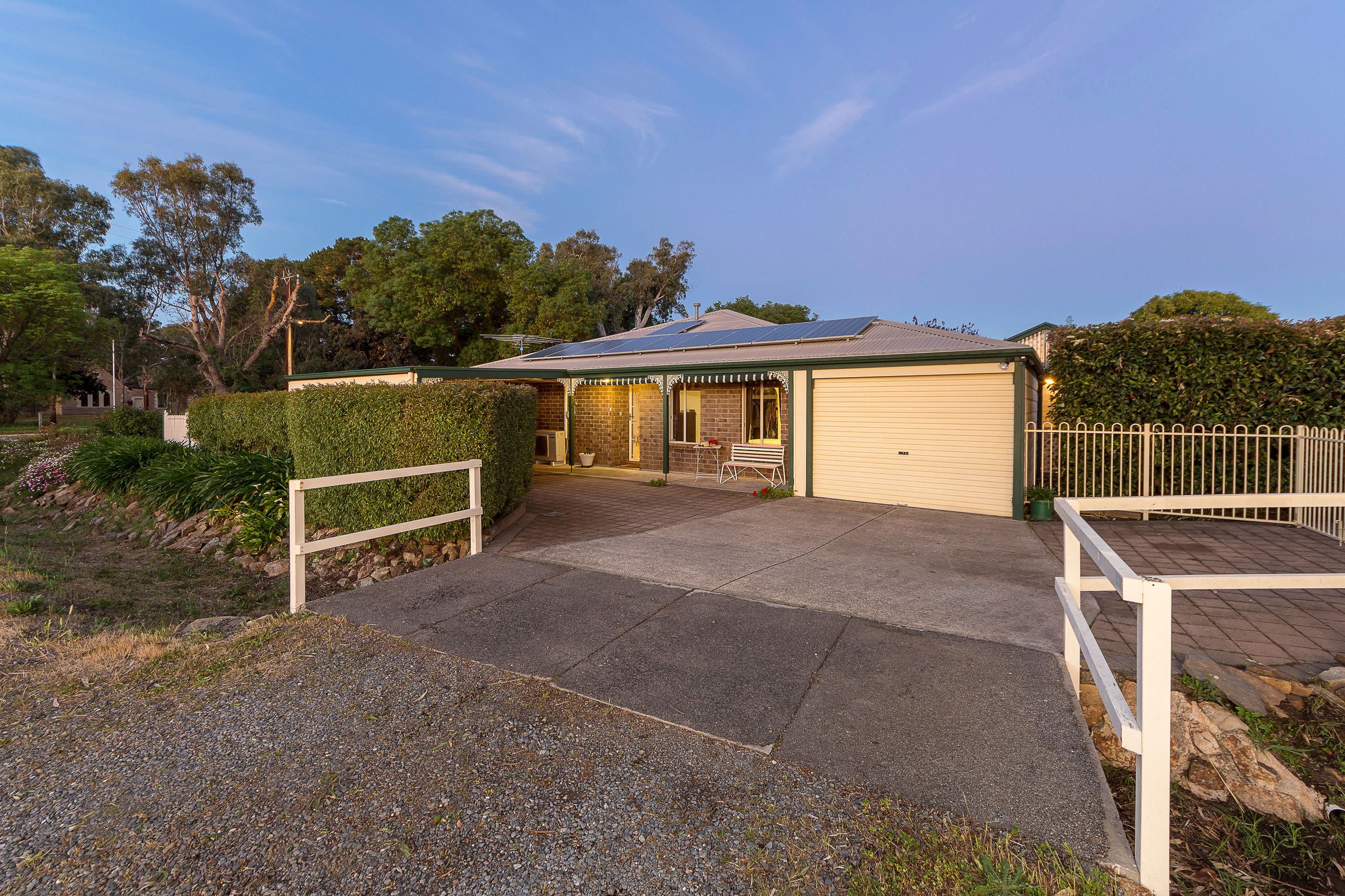 2 McLaren Flat Rd (cnr Glory Rd), Kangarilla, SA 5157