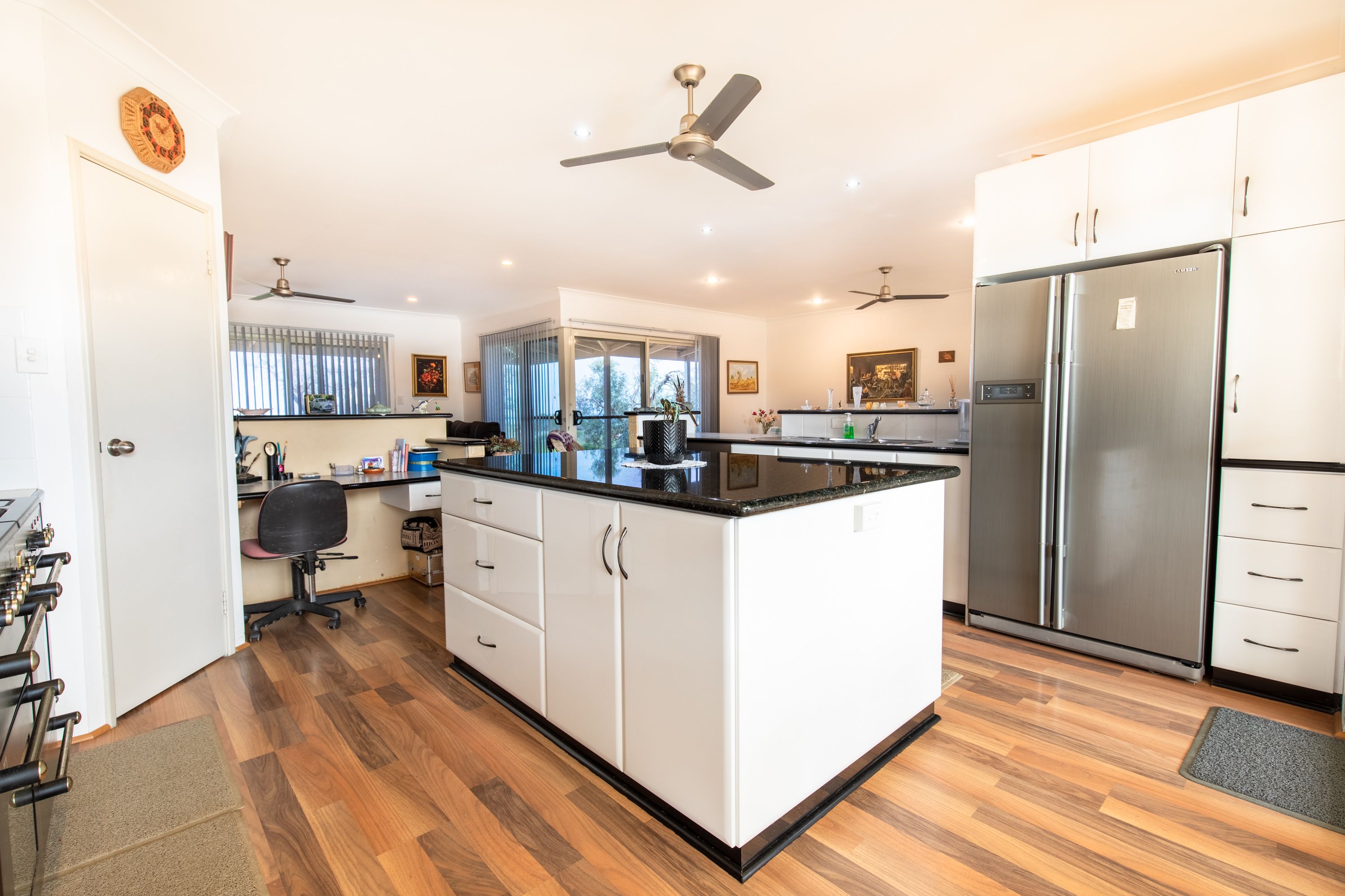 10 Parmelia Boulevard, White Peak, WA 6532