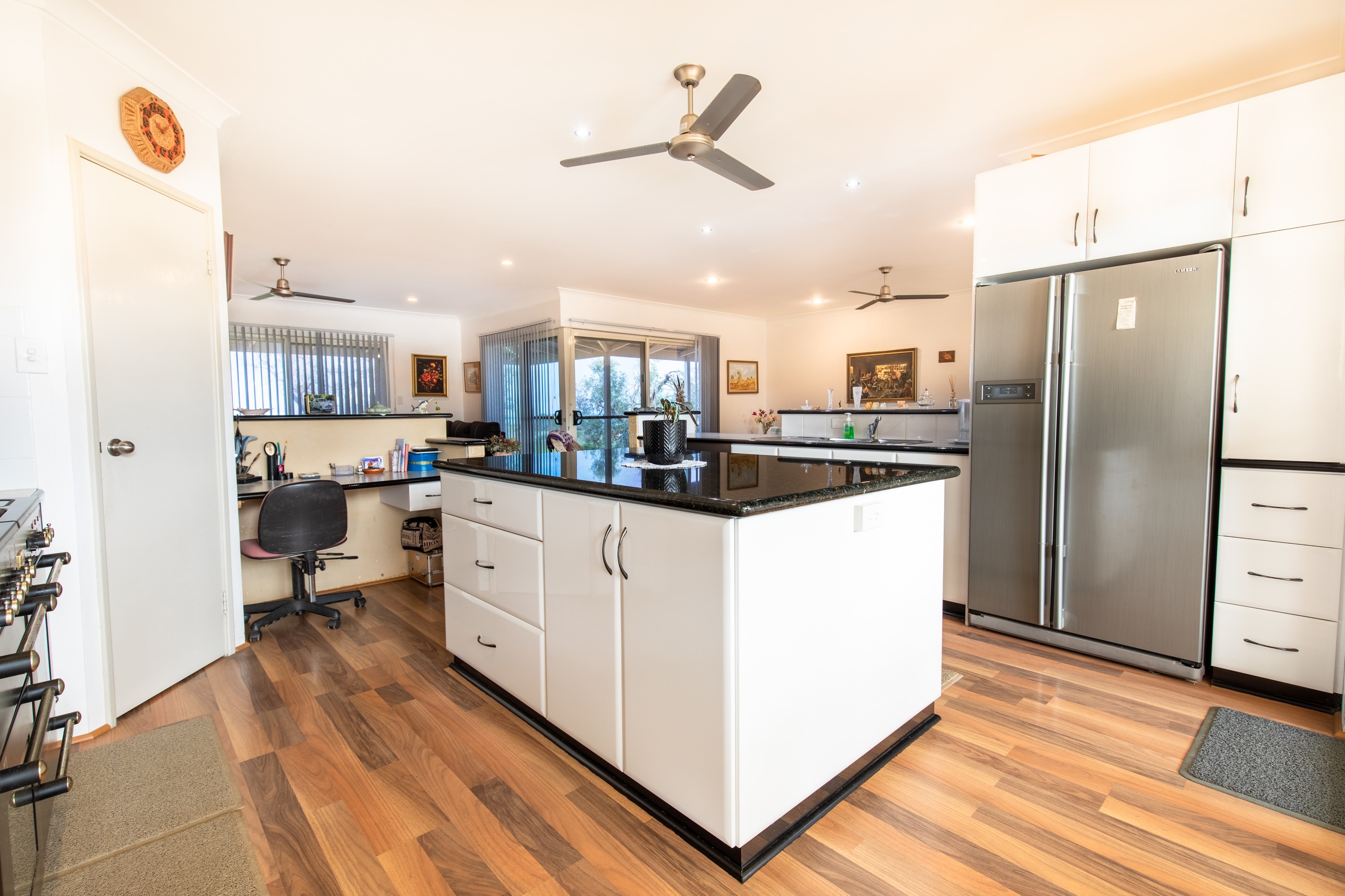10 Parmelia Boulevard, White Peak, WA 6532