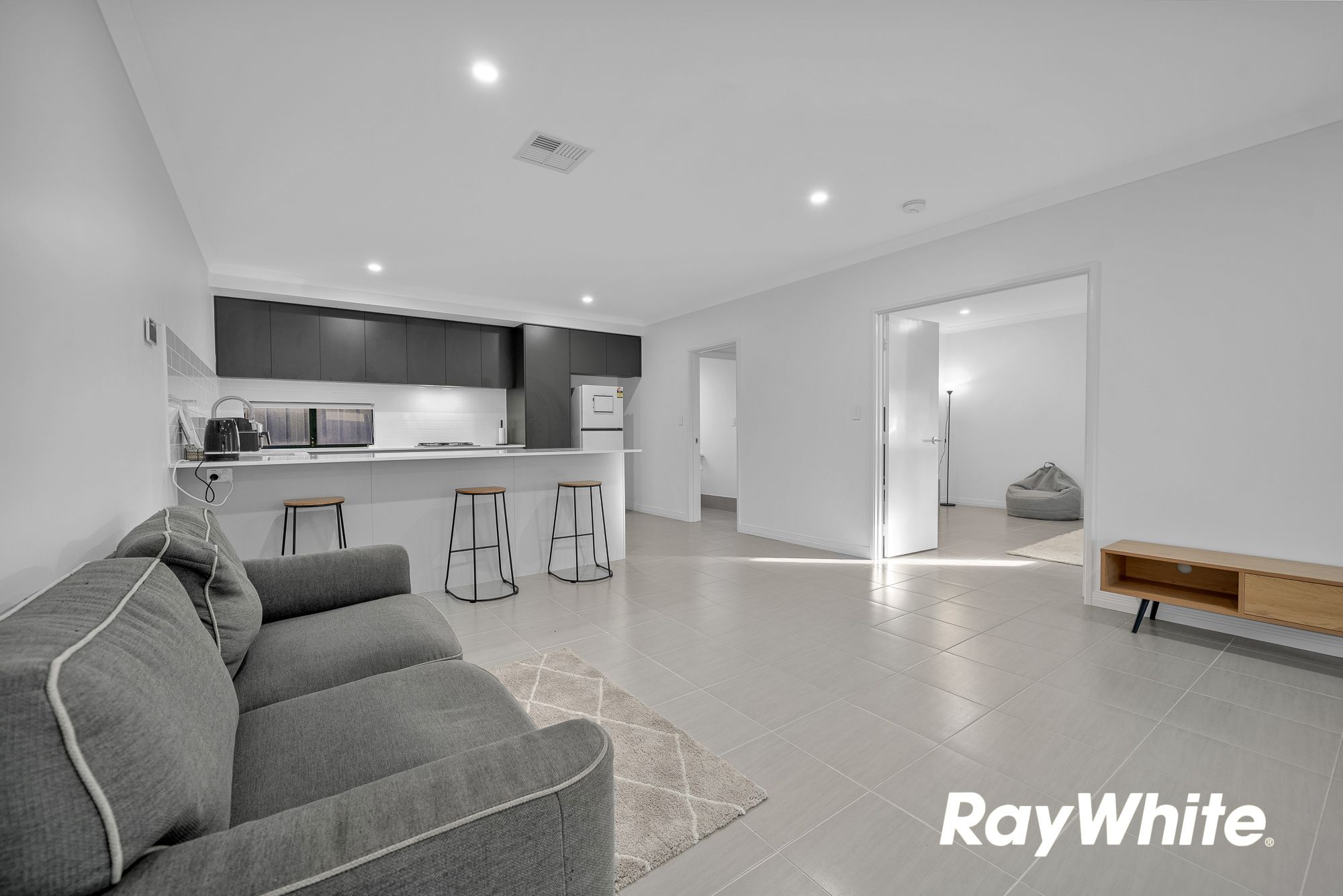 26B Southwark Way — photo 12 of 30