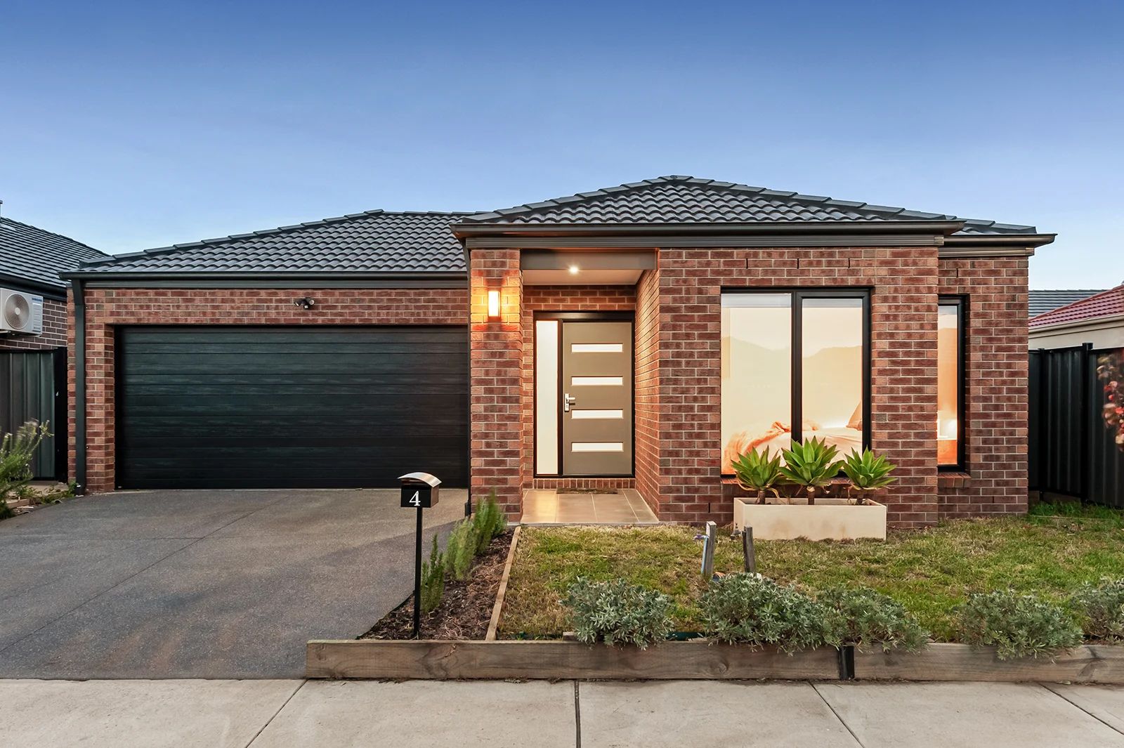 4 Mountleigh Circuit — photo from Ray White Coburg