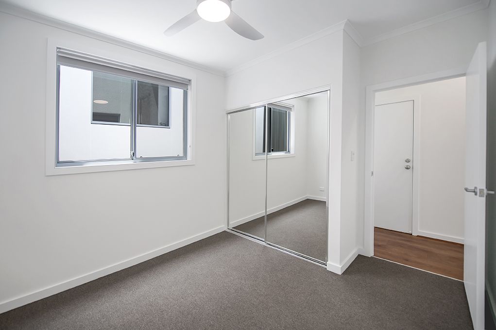 18 Salcombe Way — photo 11 of 18