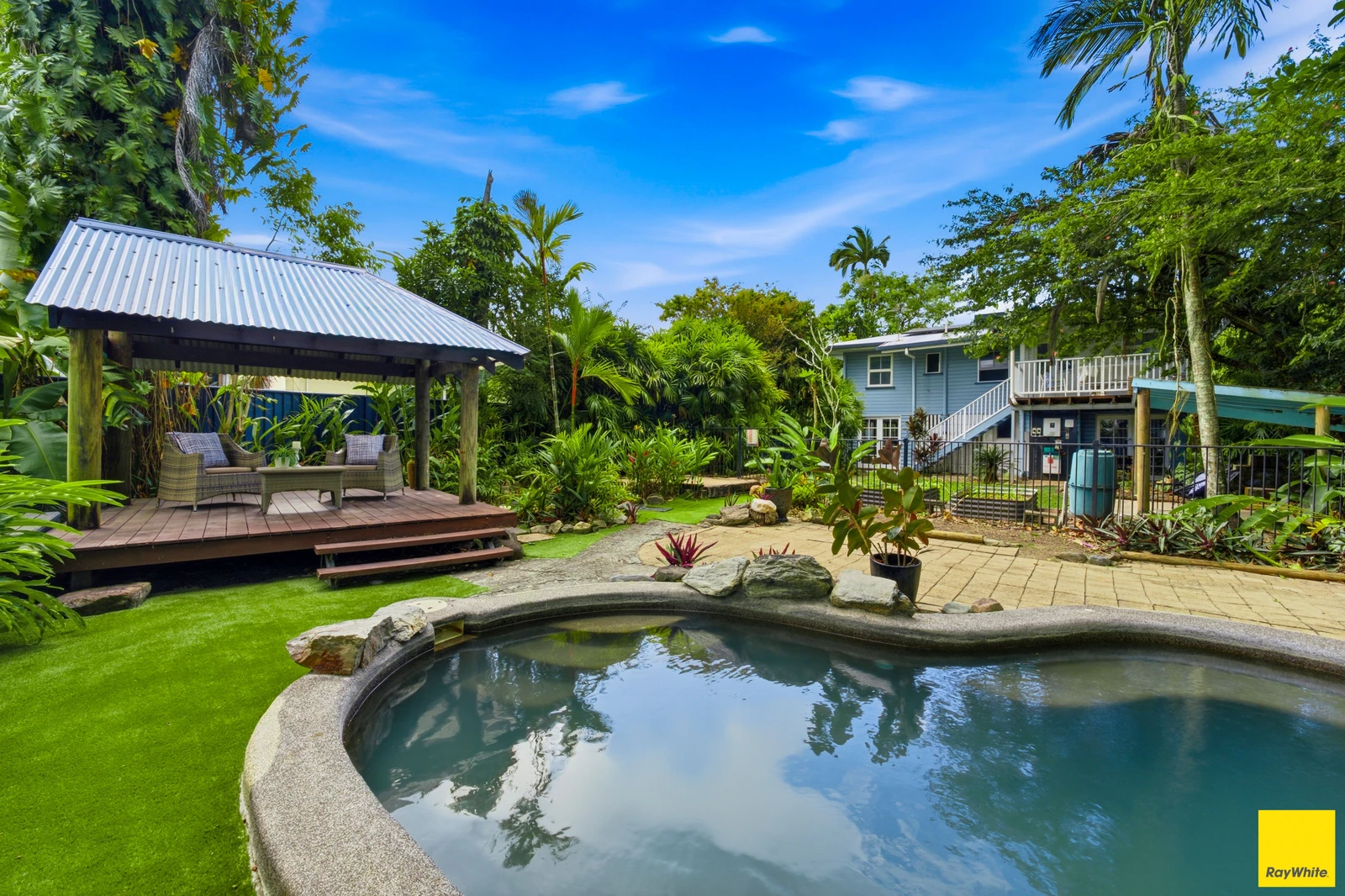 153 Greenslopes Street, Edge Hill, QLD 4870