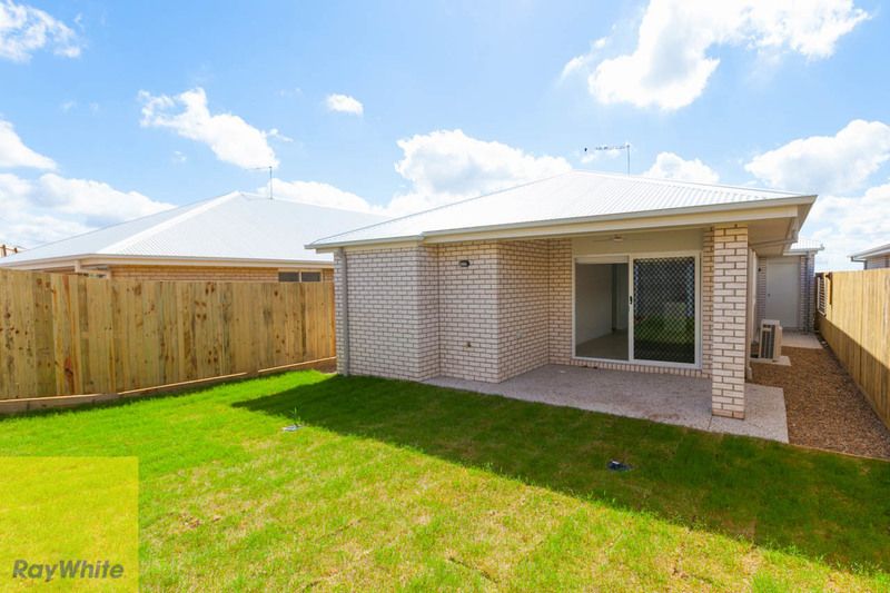 6 Mount Pleasant Street, Park Ridge, QLD 4125