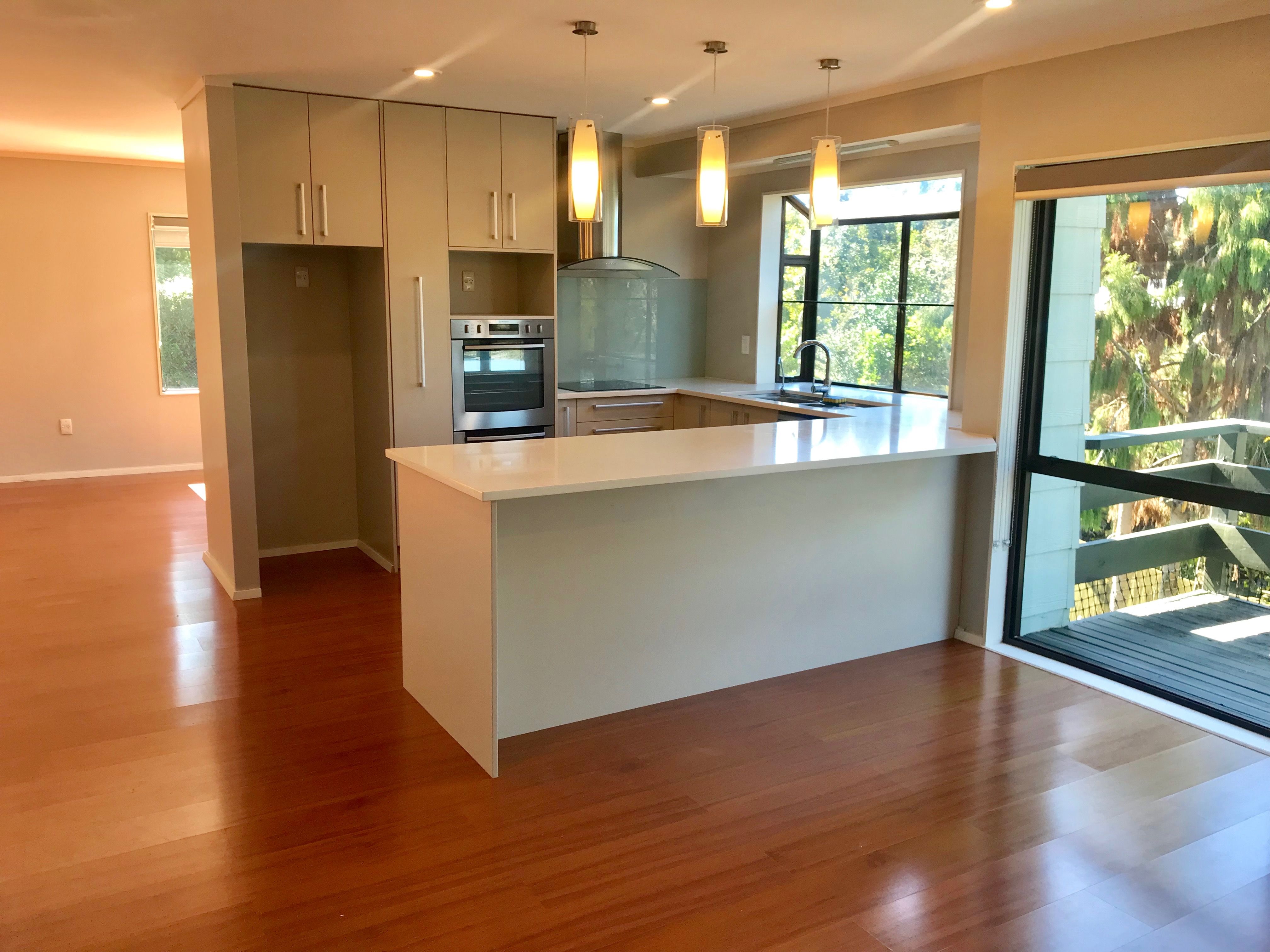 1/26 Longfellow Parade, Titirangi, Waitakere City