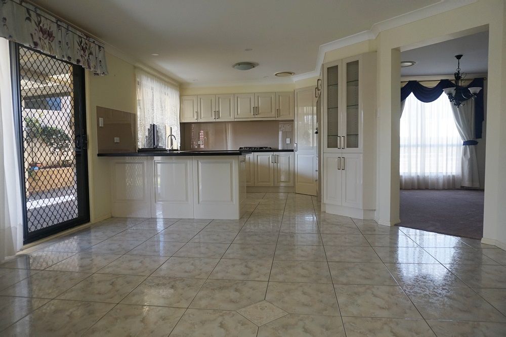 70 Glen Alphine Drive, Glen Alpine, NSW 2560