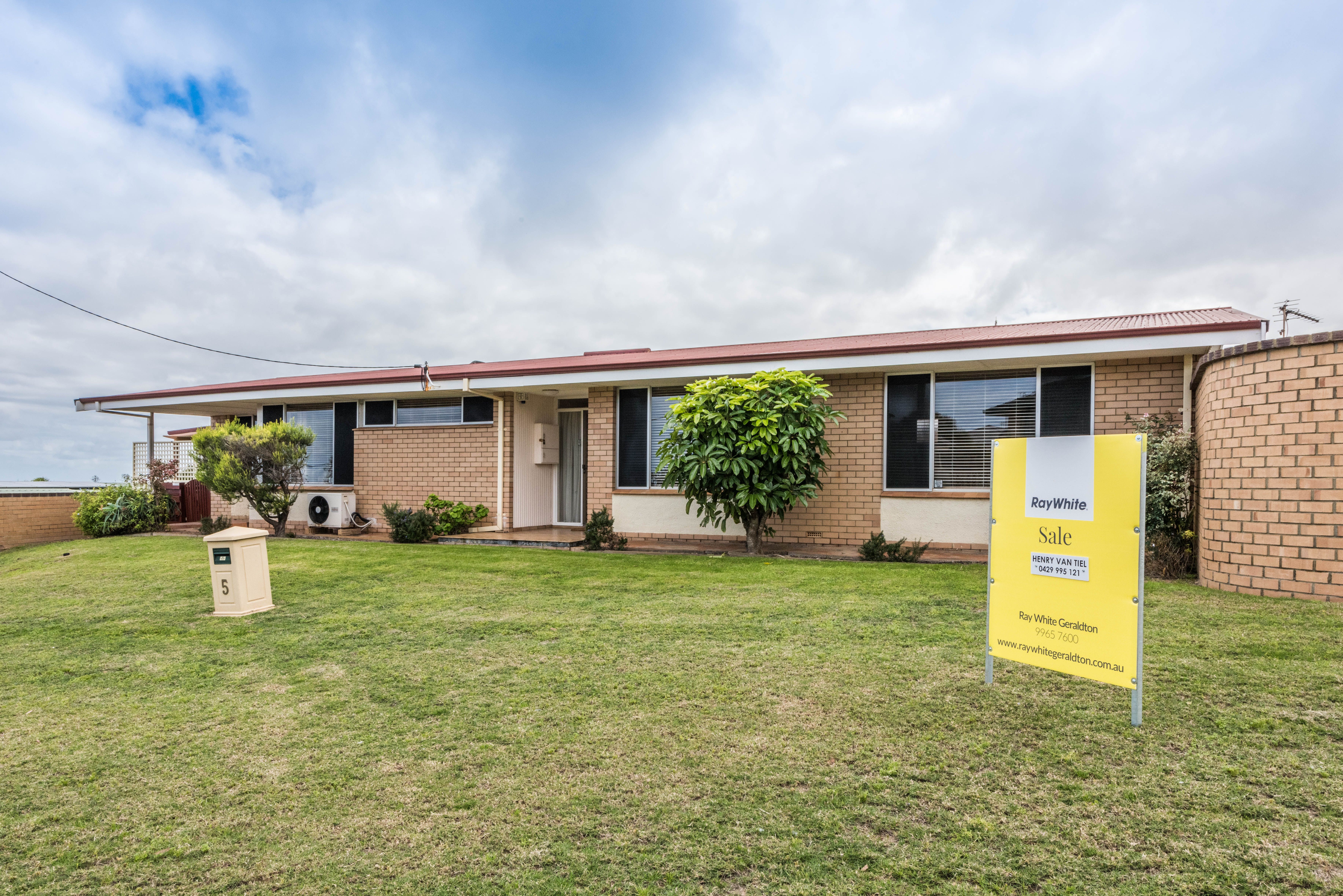 5 Wattle Avenue, Geraldton, WA 6530